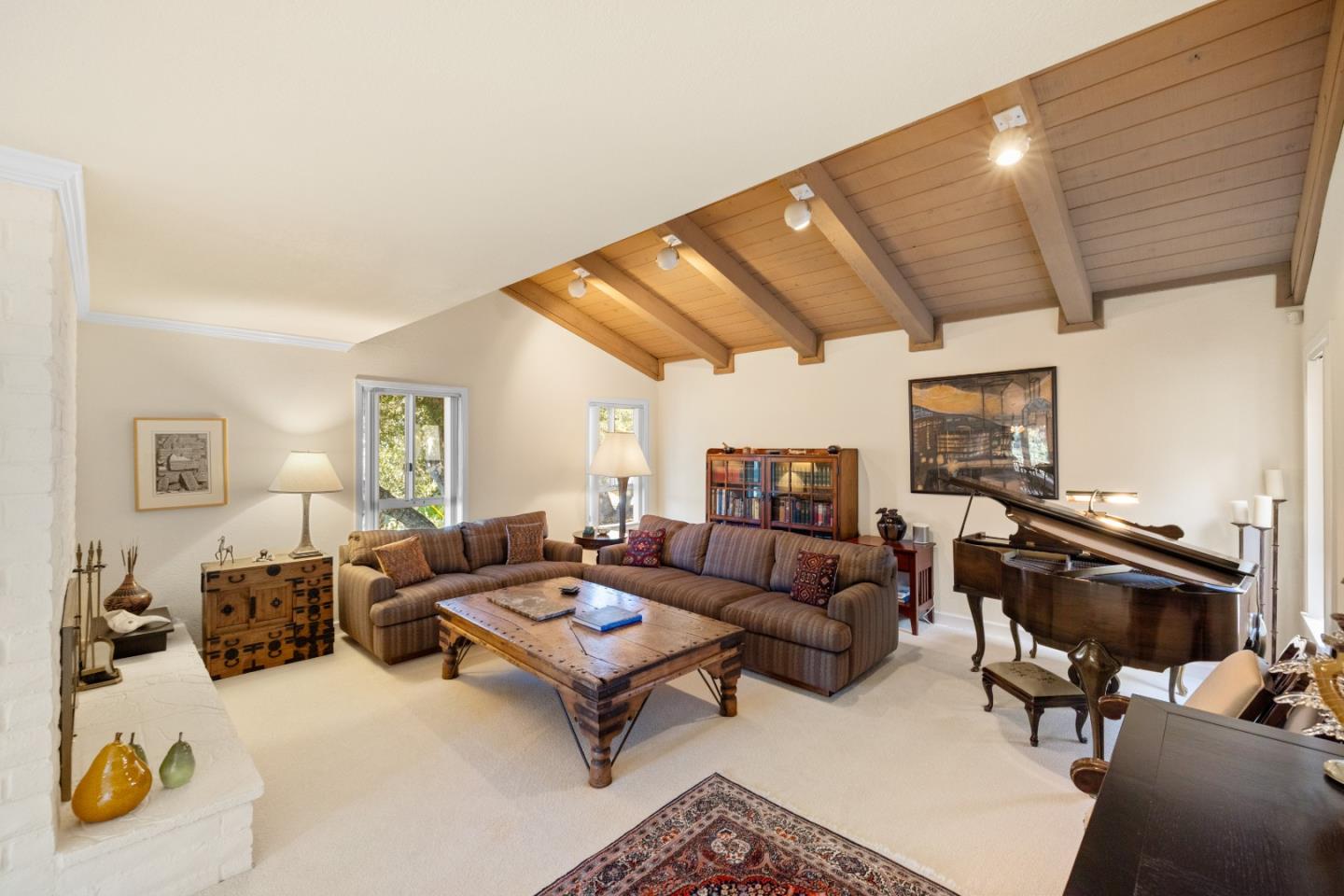 Detail Gallery Image 8 of 85 For 397 Corral De Tierra Rd #B,  Corral De Tierra,  CA 93908 - 3 Beds | 3 Baths