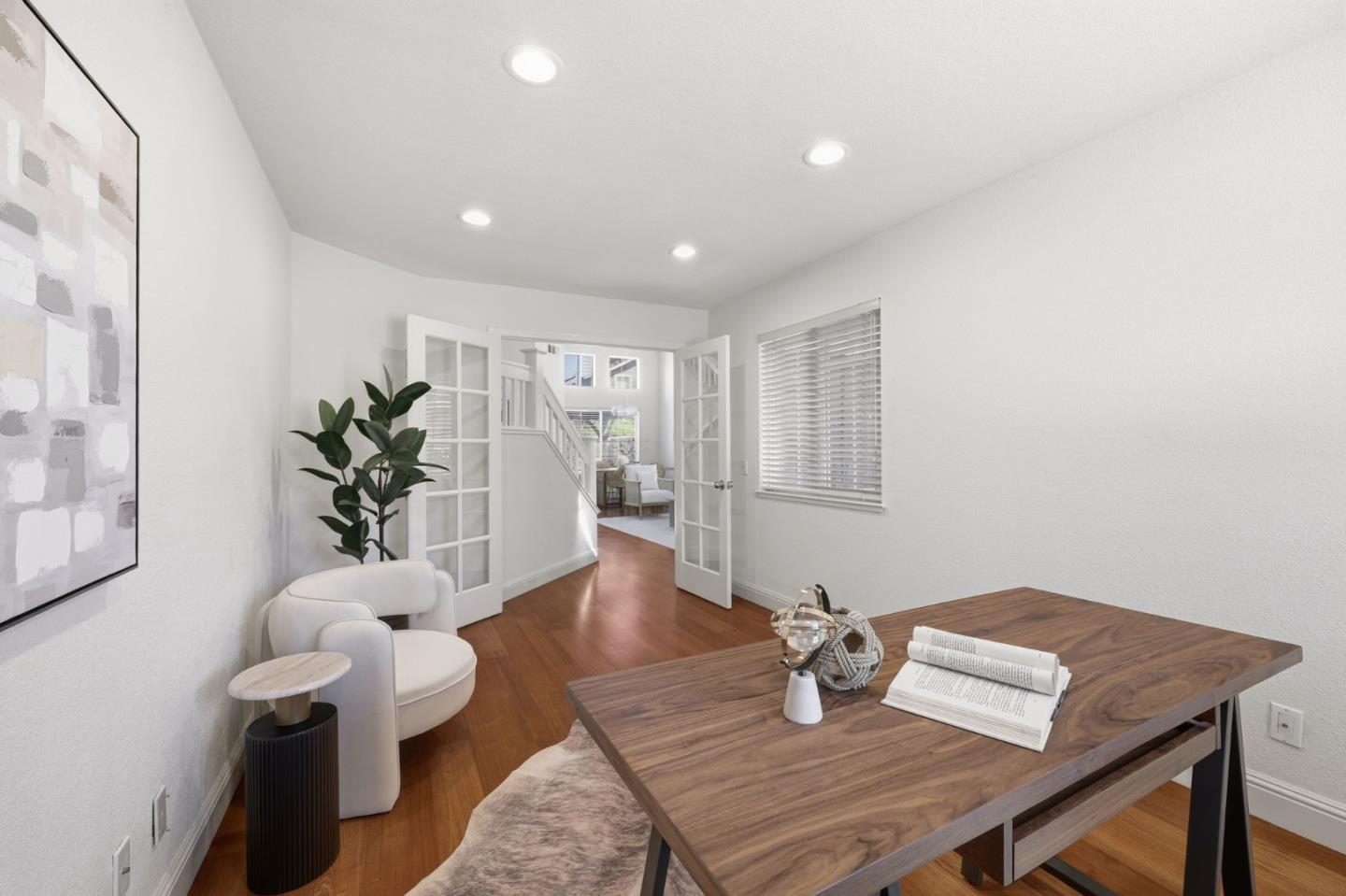 Detail Gallery Image 11 of 34 For 367 Montserrat Dr, Redwood City,  CA 94065 - 4 Beds | 2/1 Baths