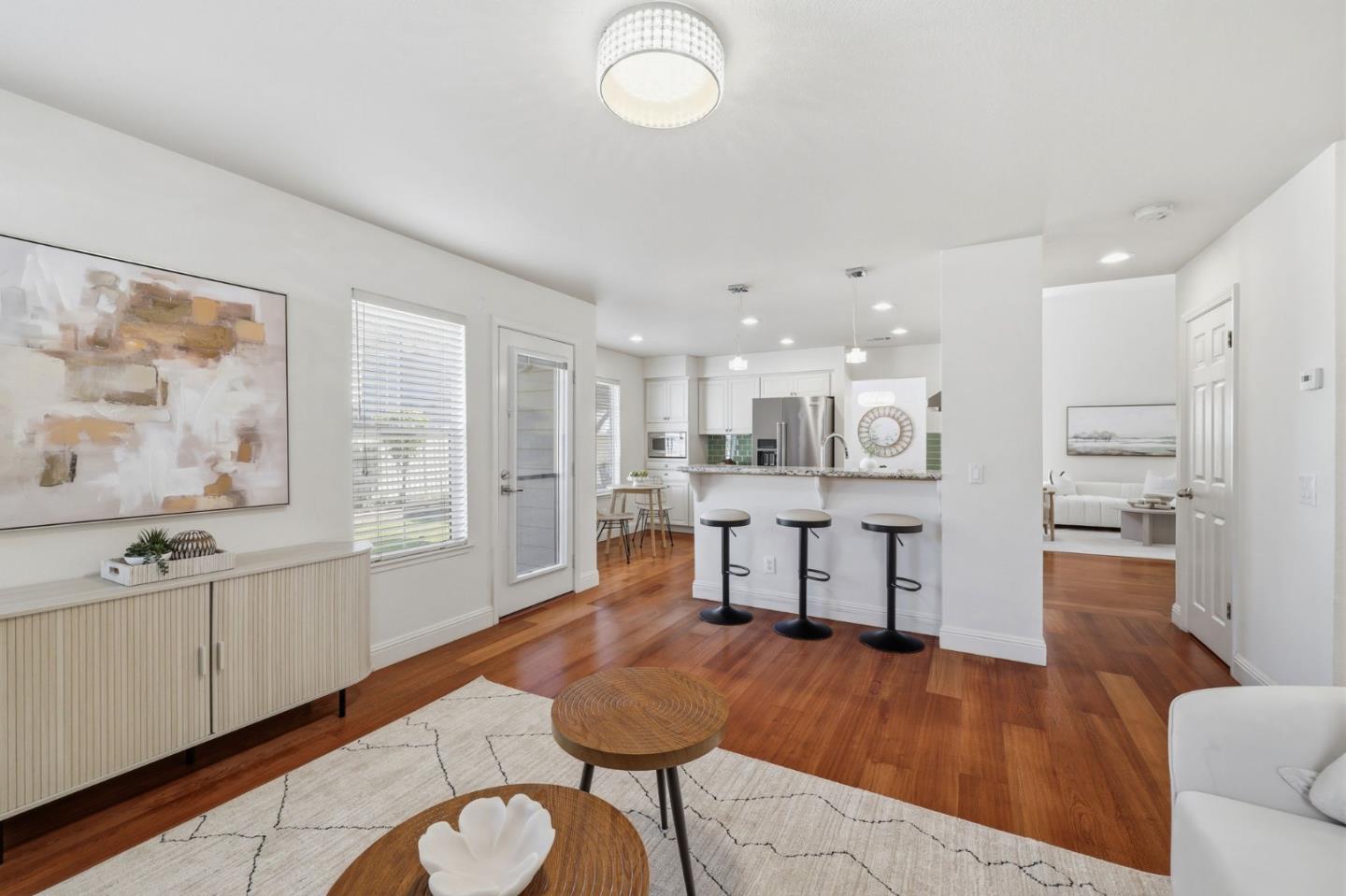 Detail Gallery Image 14 of 34 For 367 Montserrat Dr, Redwood City,  CA 94065 - 4 Beds | 2/1 Baths