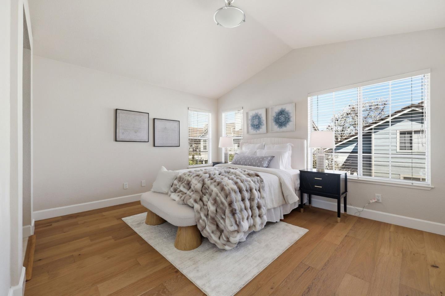 Detail Gallery Image 19 of 34 For 367 Montserrat Dr, Redwood City,  CA 94065 - 4 Beds | 2/1 Baths