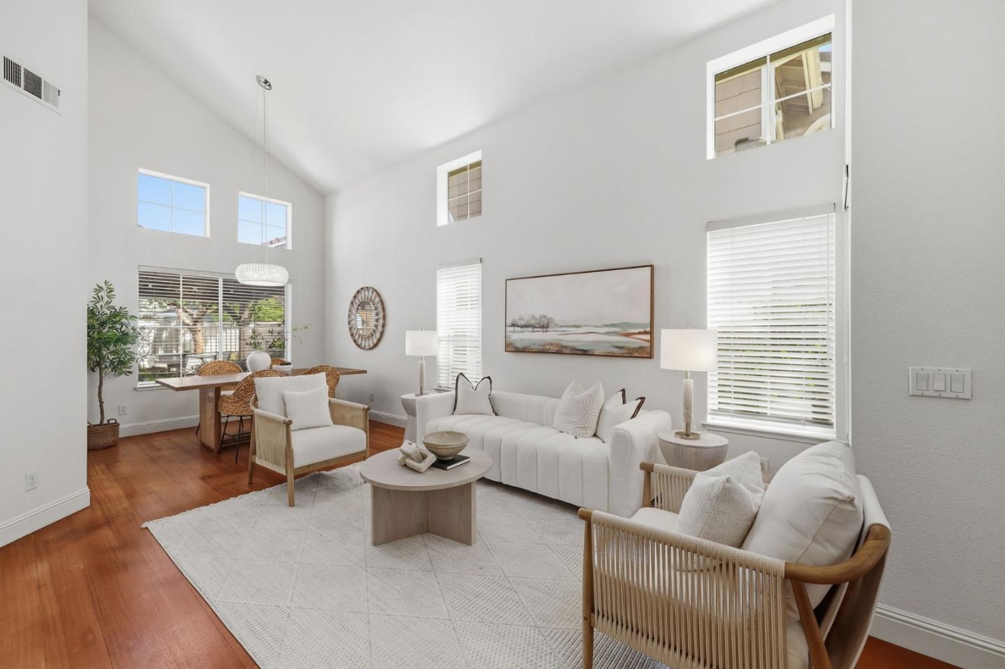 Detail Gallery Image 4 of 34 For 367 Montserrat Dr, Redwood City,  CA 94065 - 4 Beds | 2/1 Baths