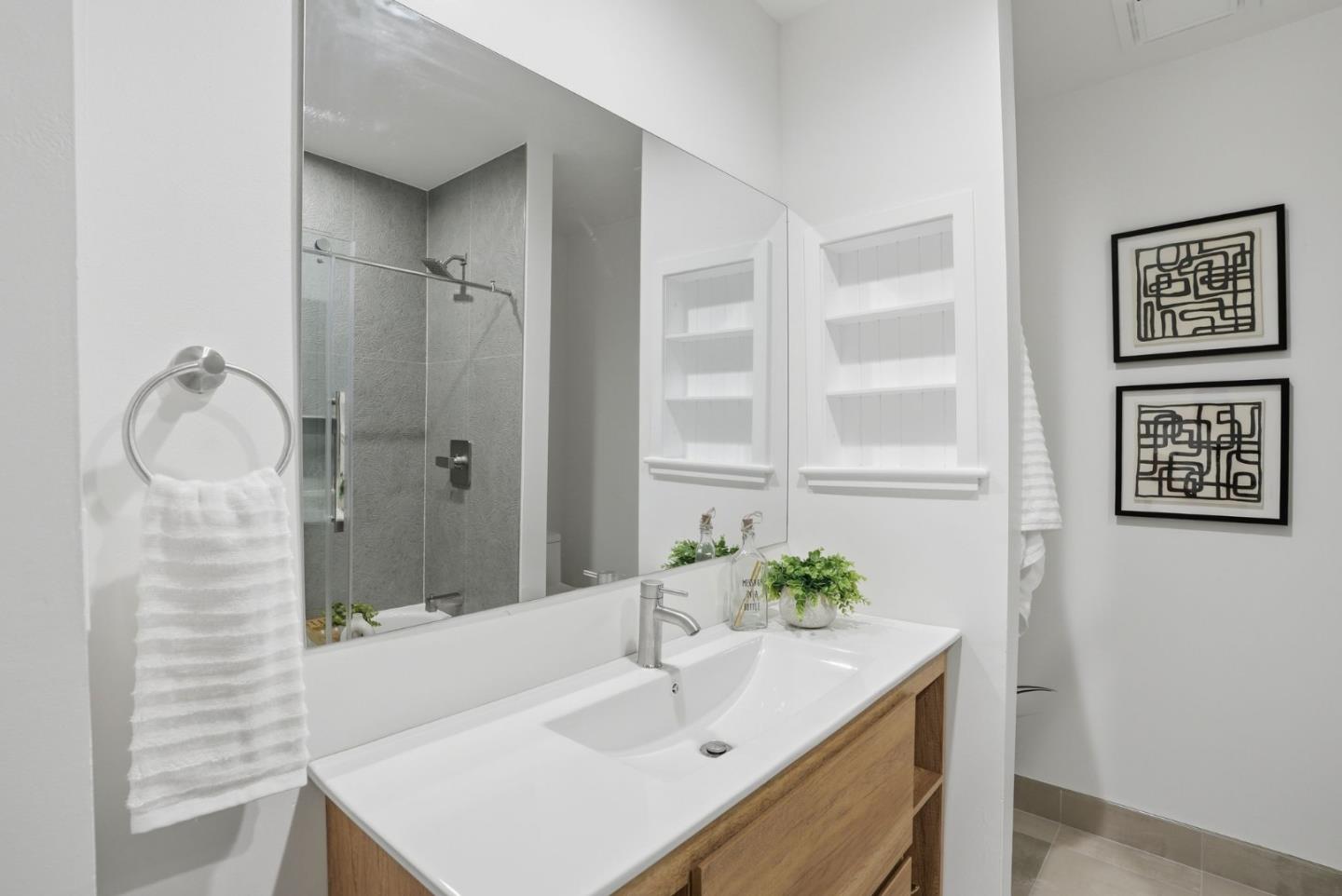 Detail Gallery Image 18 of 23 For 5442 Roundtree Ct a,  Concord,  CA 94521 - 2 Beds | 1 Baths