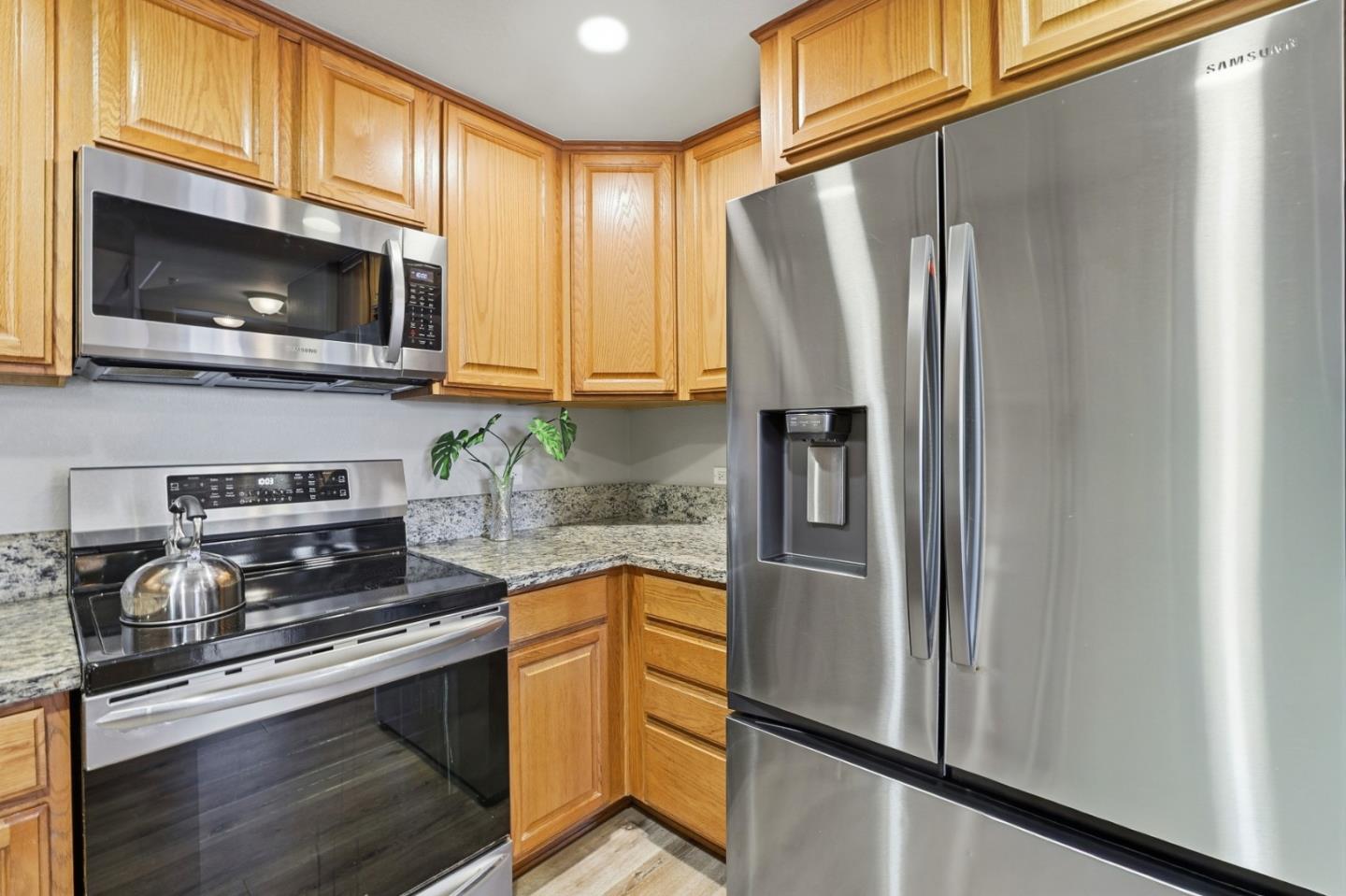 Detail Gallery Image 13 of 64 For 600 S Abel St #224,  Milpitas,  CA 95035 - 2 Beds | 2 Baths