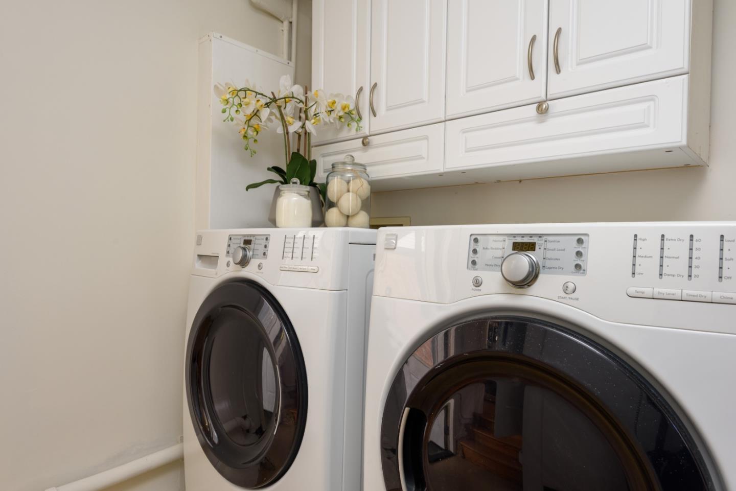 Detail Gallery Image 17 of 27 For 215 Victoria Rd, Burlingame,  CA 94010 - 0 Beds | 2 Baths