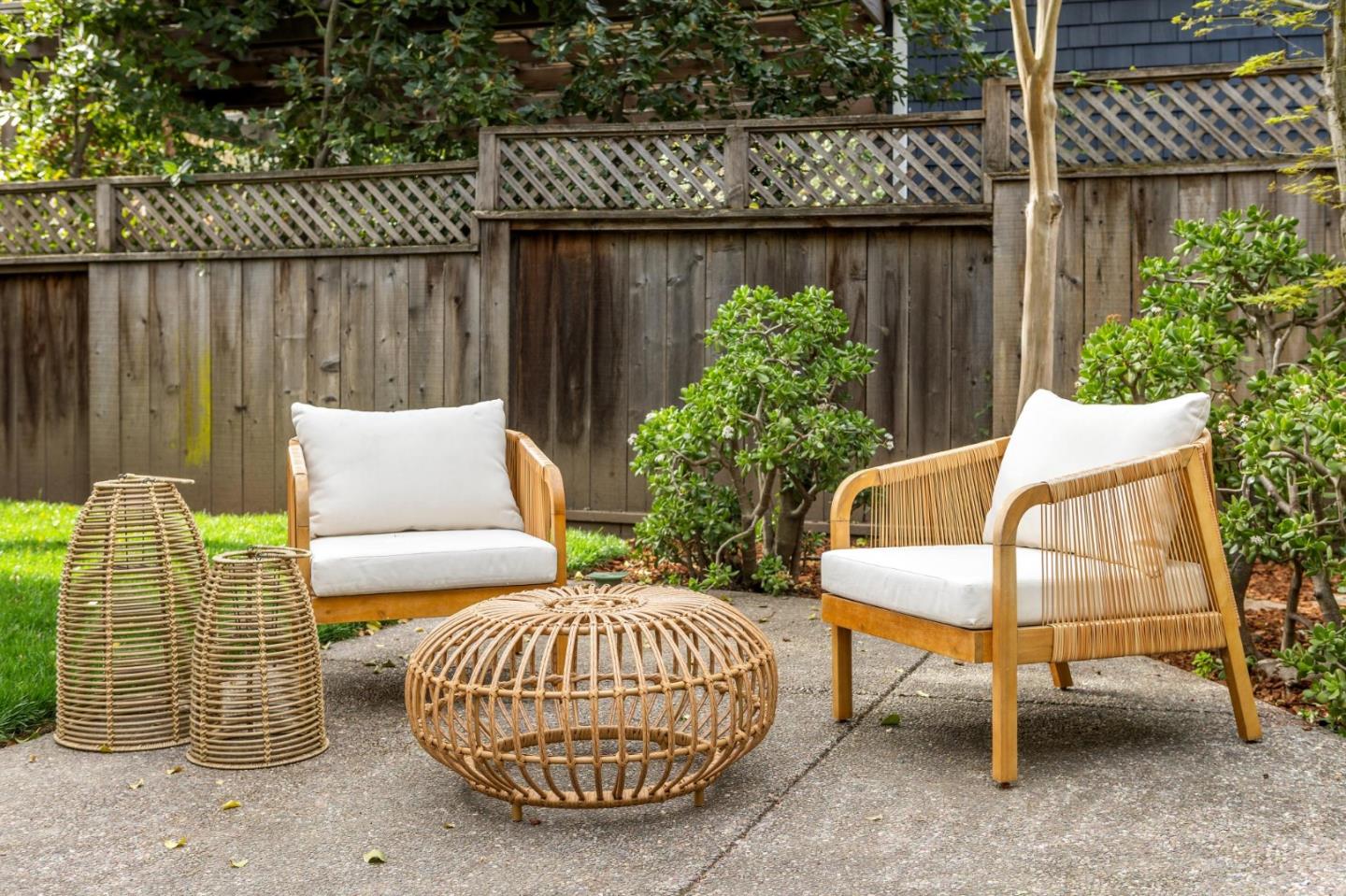 Detail Gallery Image 42 of 47 For 250 Selby Ln, Atherton,  CA 94027 - 4 Beds | 3/1 Baths