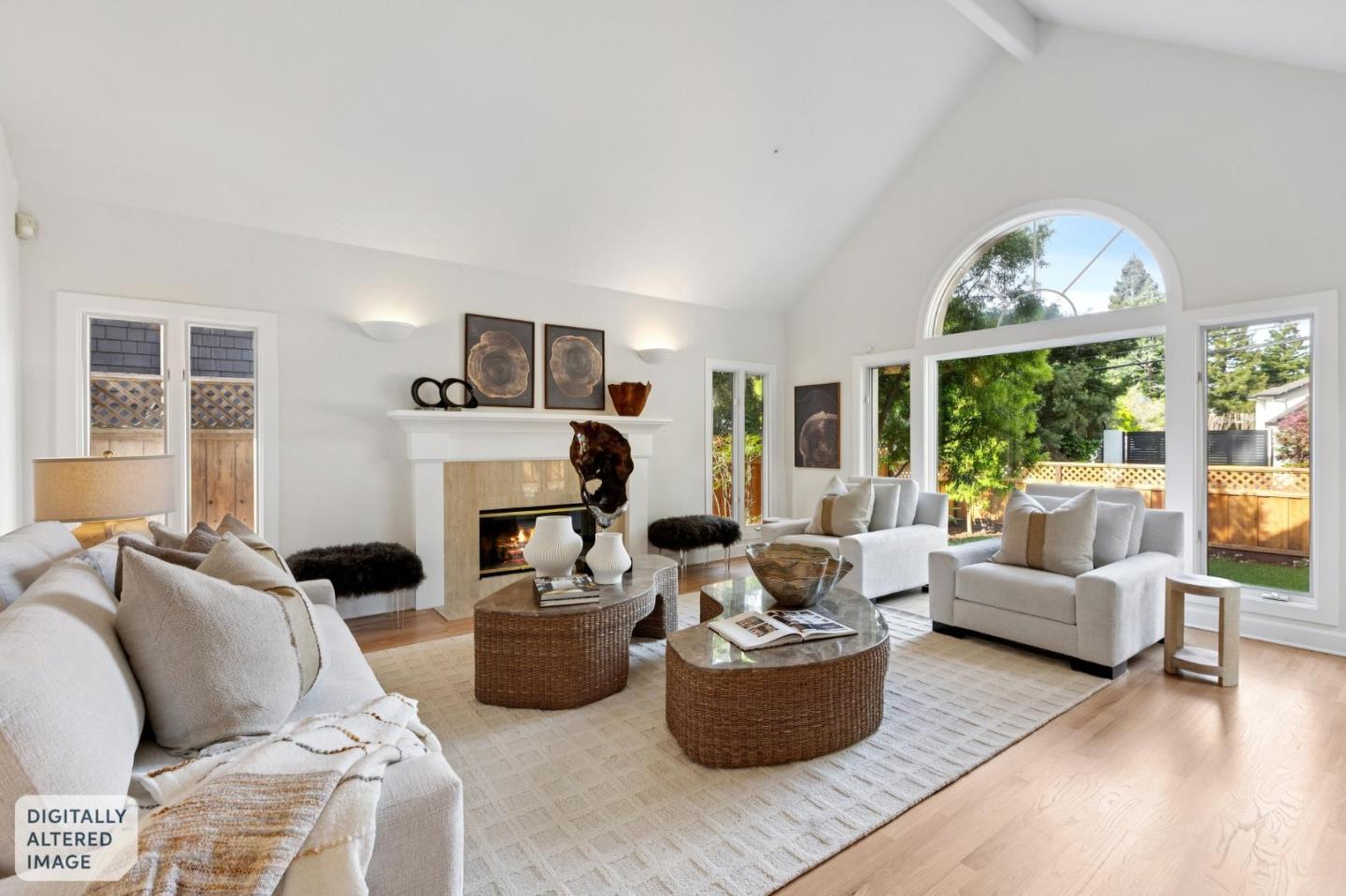 Detail Gallery Image 6 of 47 For 250 Selby Ln, Atherton,  CA 94027 - 4 Beds | 3/1 Baths