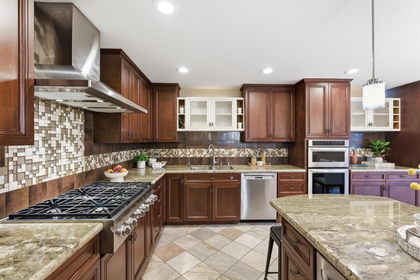 Photo #4: ML82038795 Listing: Photo #4