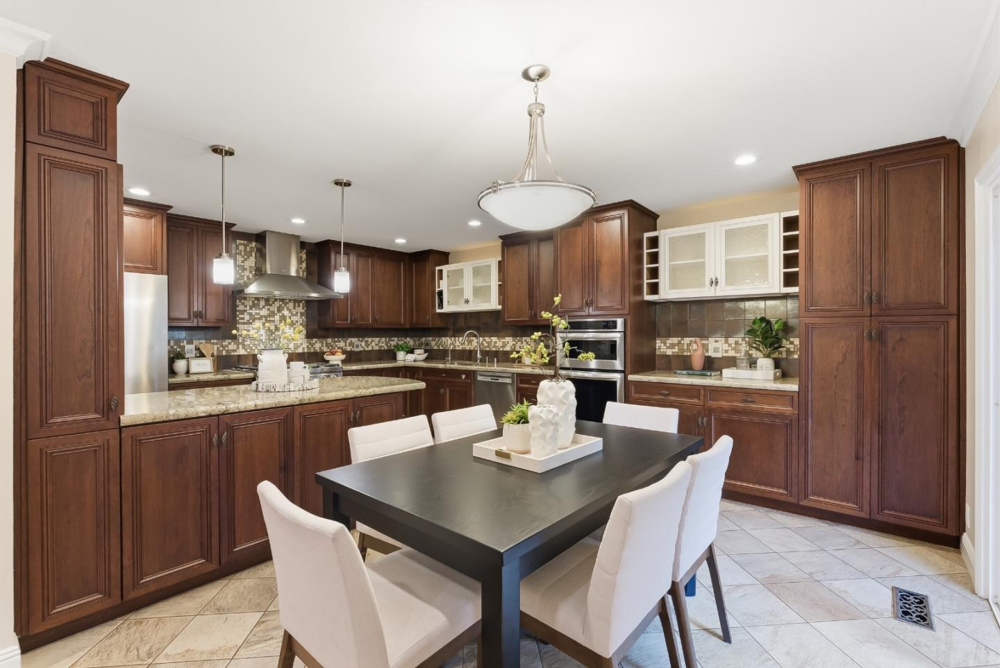 Photo #5: ML82038795 Listing: Photo #5