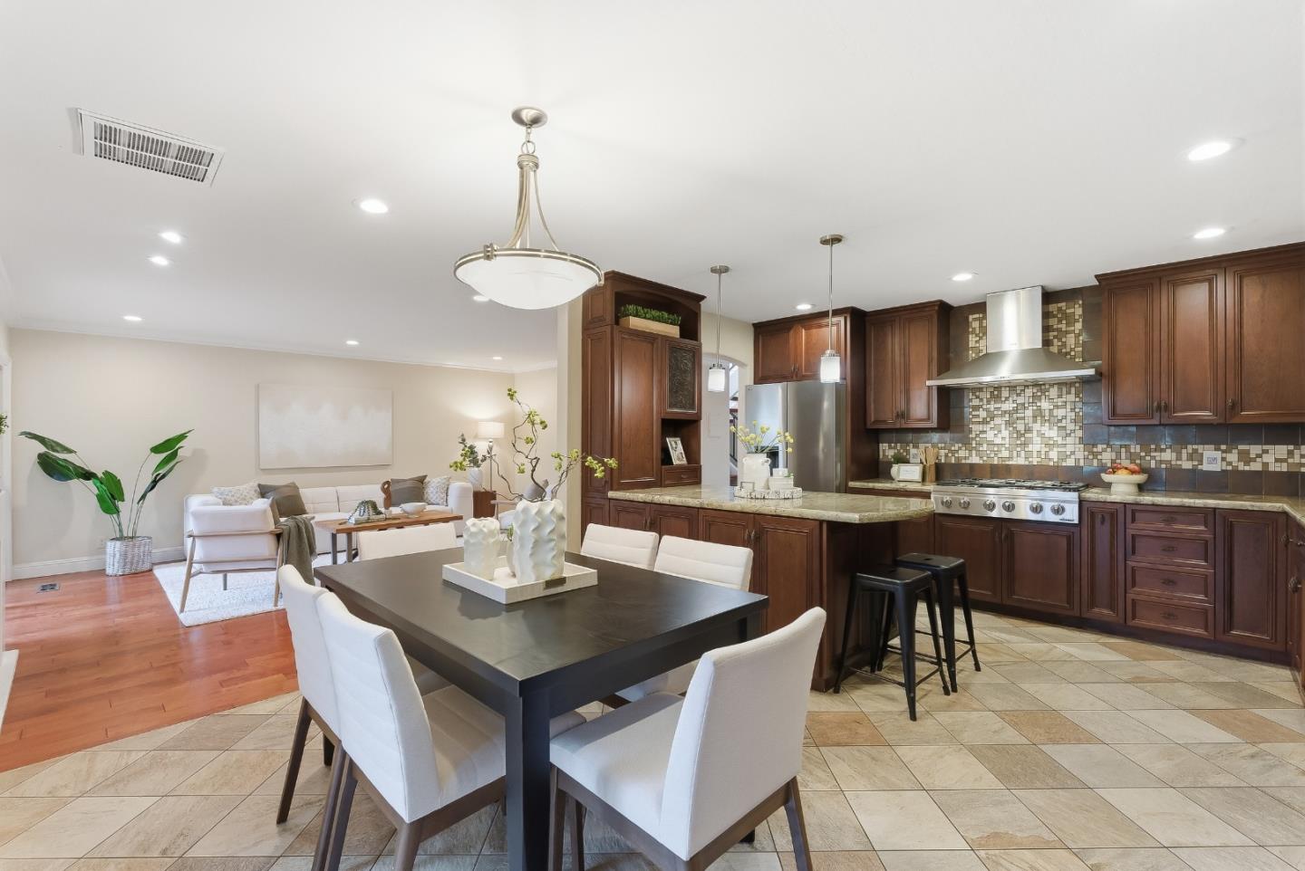 Photo #6: ML82038795 Listing: Photo #6