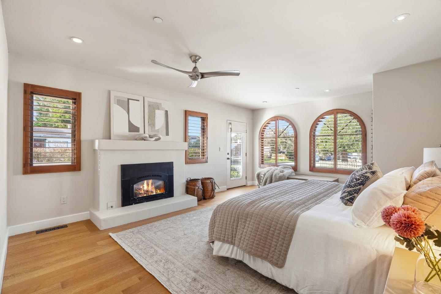 Detail Gallery Image 12 of 36 For 765 Gibson Ave, Pacific Grove,  CA 93950 - 3 Beds | 2 Baths