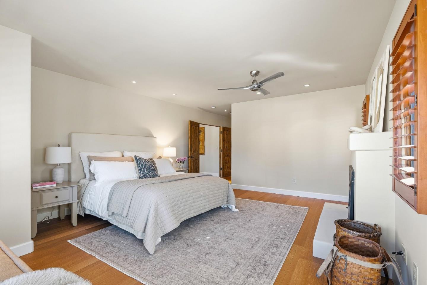 Detail Gallery Image 13 of 36 For 765 Gibson Ave, Pacific Grove,  CA 93950 - 3 Beds | 2 Baths