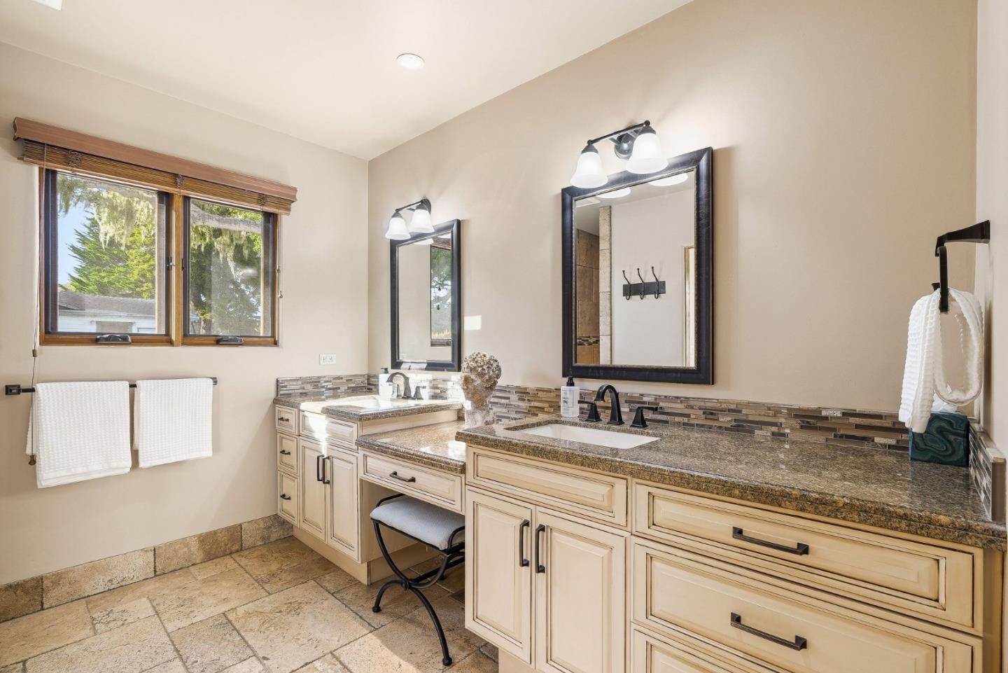 Detail Gallery Image 15 of 36 For 765 Gibson Ave, Pacific Grove,  CA 93950 - 3 Beds | 2 Baths