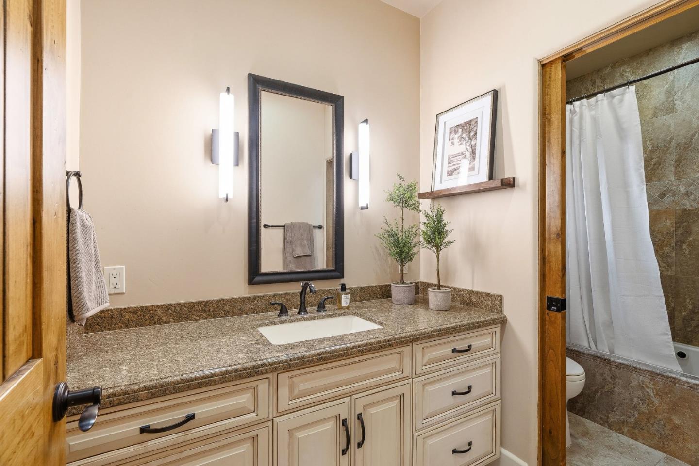 Detail Gallery Image 19 of 36 For 765 Gibson Ave, Pacific Grove,  CA 93950 - 3 Beds | 2 Baths