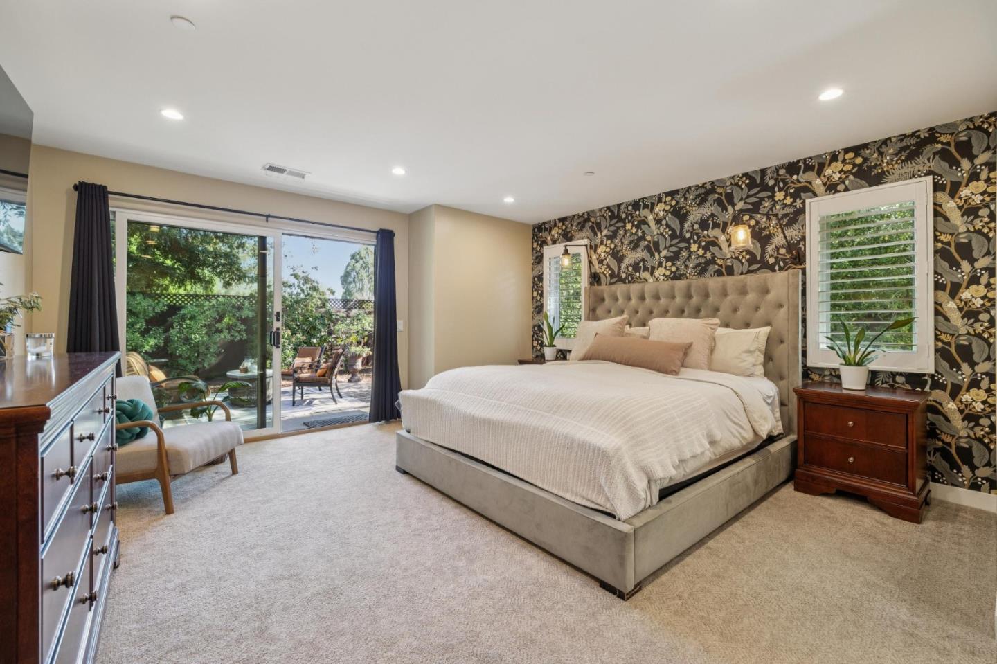 Detail Gallery Image 28 of 57 For 830 Monte Rosa Dr, Menlo Park,  CA 94025 - 4 Beds | 5/1 Baths