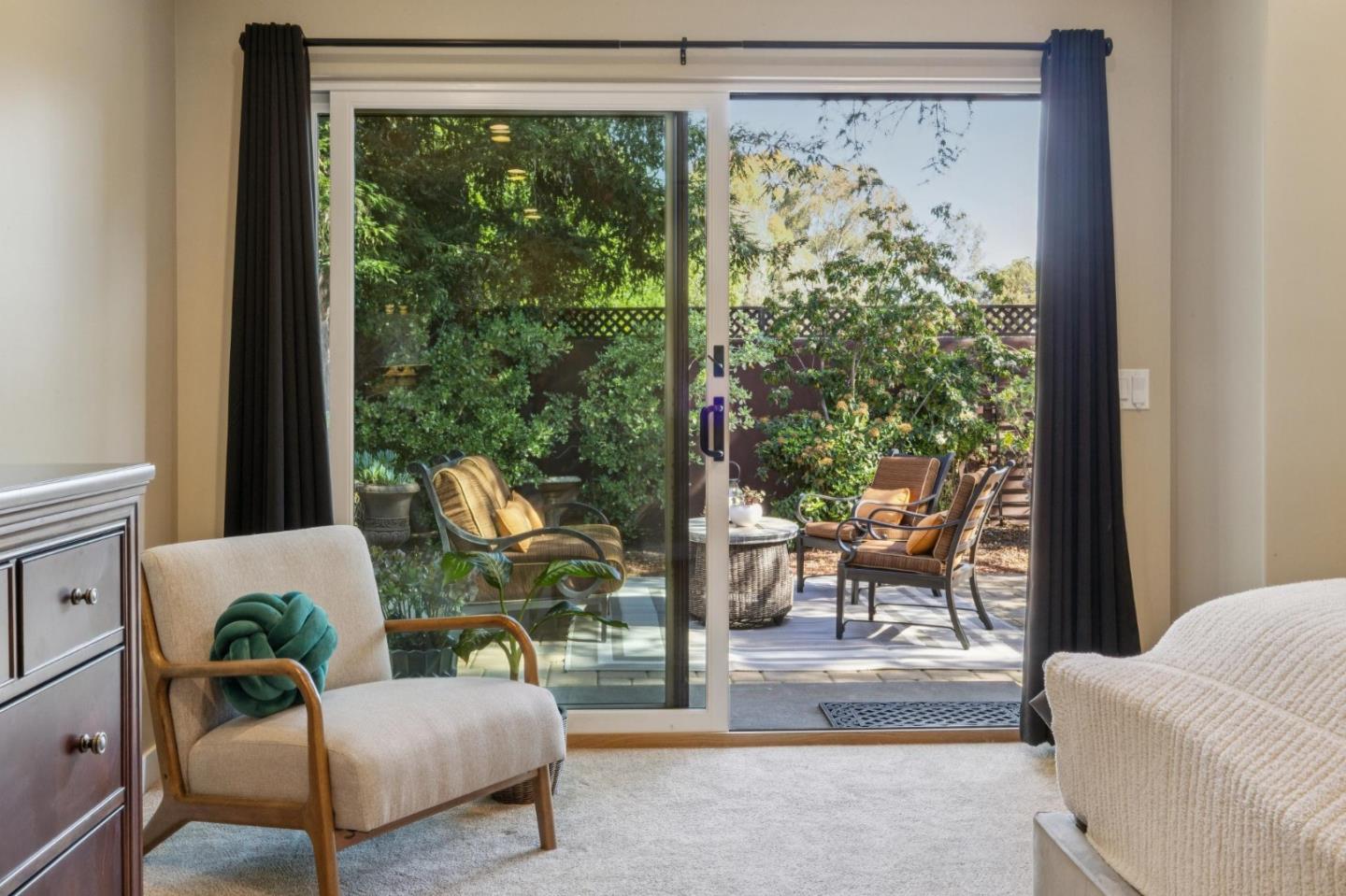 Detail Gallery Image 29 of 57 For 830 Monte Rosa Dr, Menlo Park,  CA 94025 - 4 Beds | 5/1 Baths