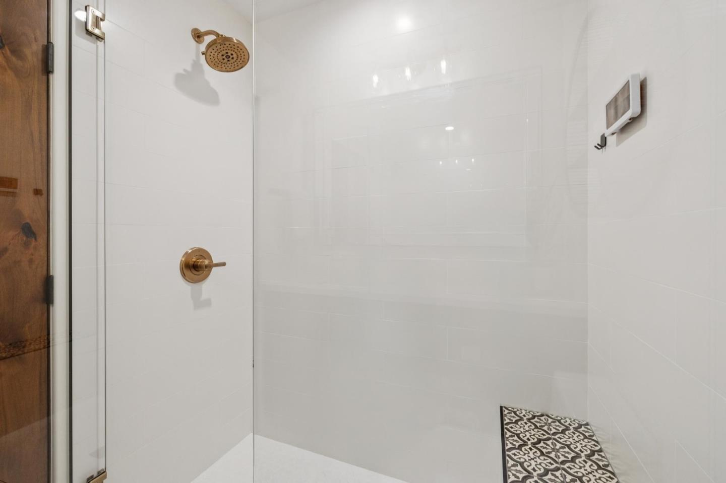 Detail Gallery Image 38 of 57 For 830 Monte Rosa Dr, Menlo Park,  CA 94025 - 4 Beds | 5/1 Baths