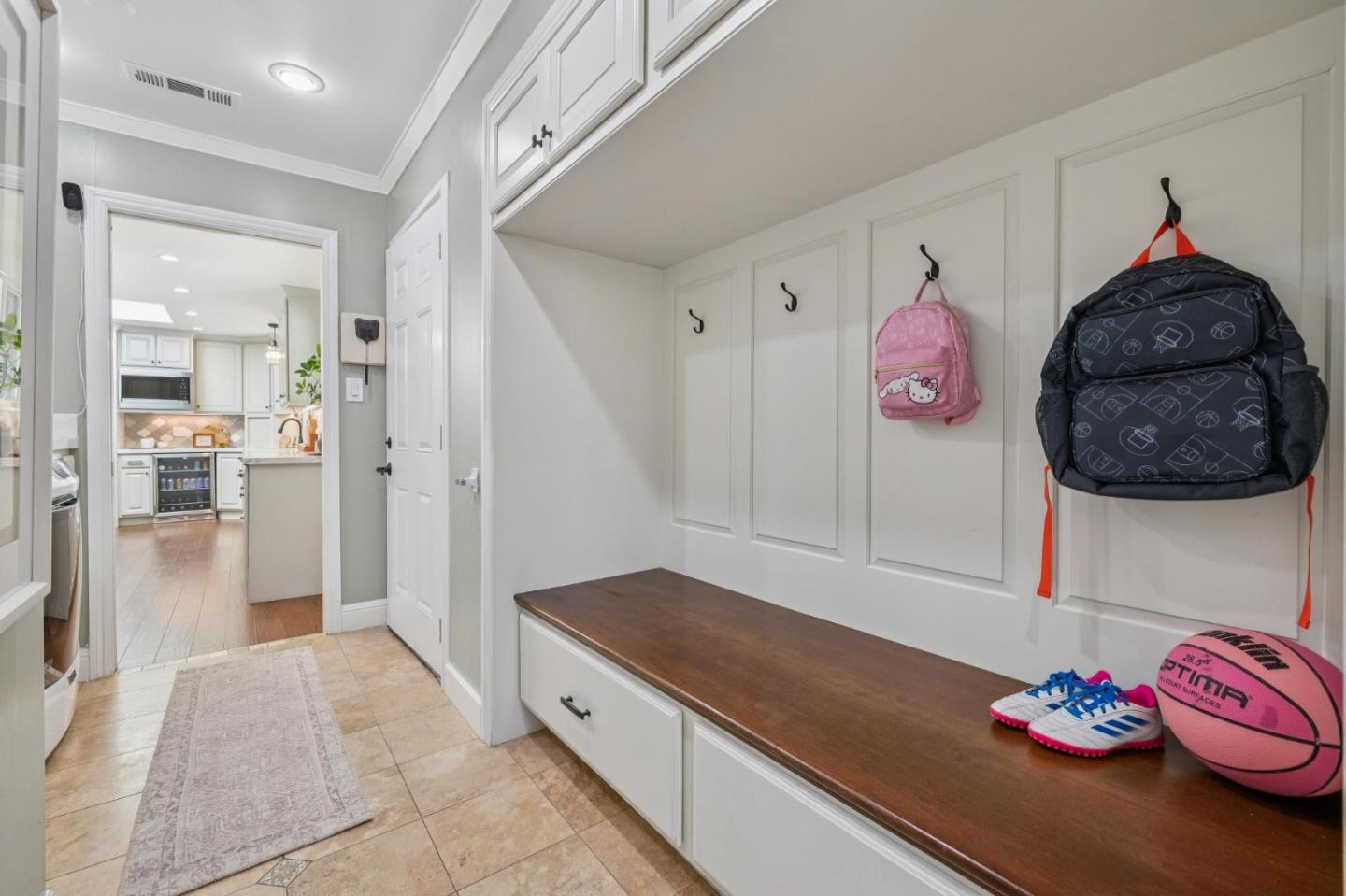 Detail Gallery Image 45 of 57 For 830 Monte Rosa Dr, Menlo Park,  CA 94025 - 4 Beds | 5/1 Baths