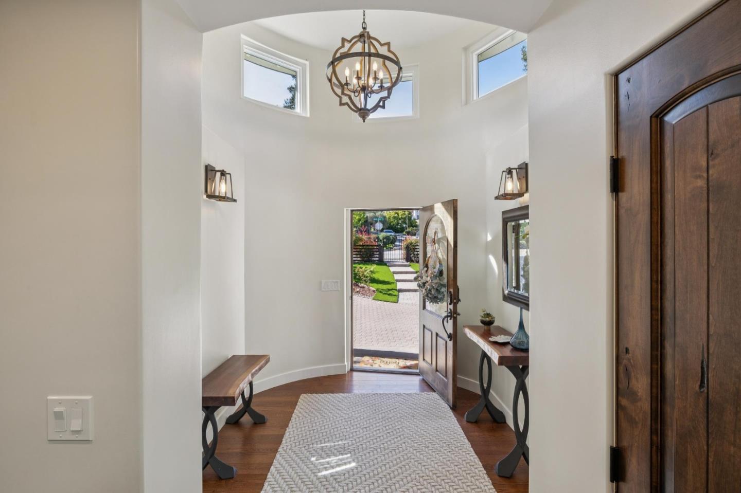 Detail Gallery Image 5 of 57 For 830 Monte Rosa Dr, Menlo Park,  CA 94025 - 4 Beds | 5/1 Baths