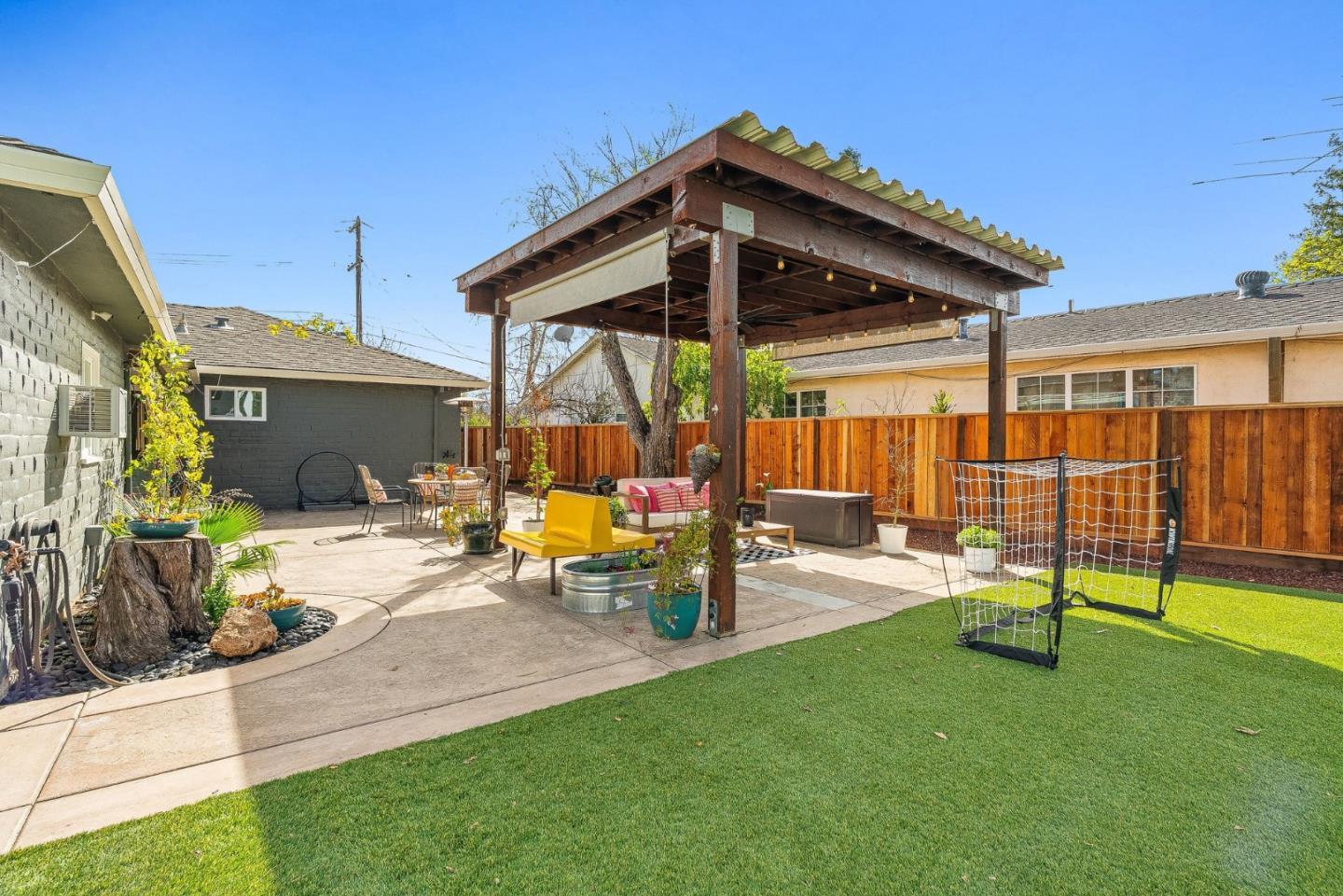 Detail Gallery Image 34 of 47 For 341 Dallas Dr, Campbell,  CA 95008 - 3 Beds | 2 Baths