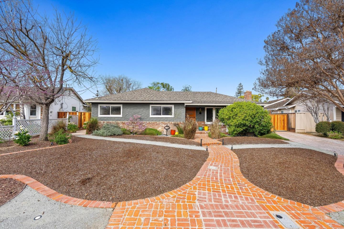 Detail Gallery Image 4 of 47 For 341 Dallas Dr, Campbell,  CA 95008 - 3 Beds | 2 Baths