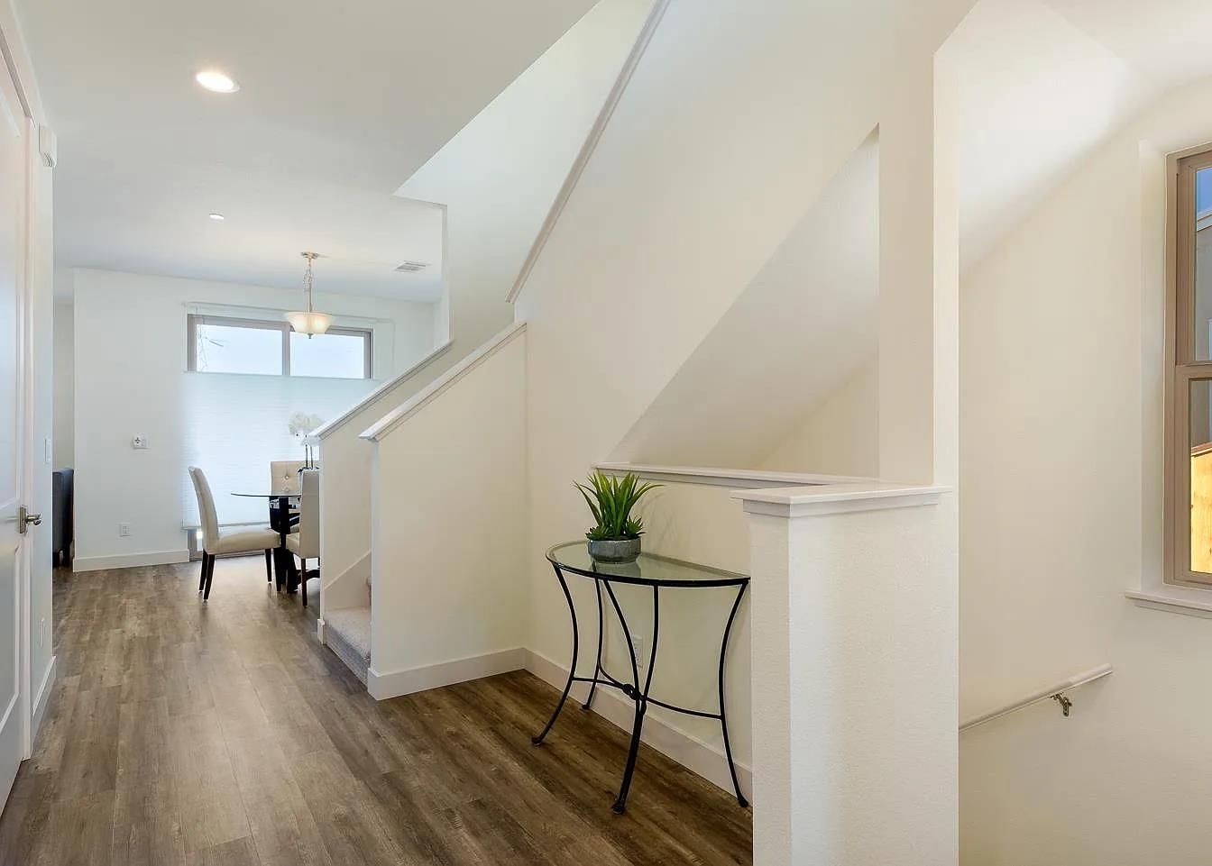 Detail Gallery Image 11 of 34 For 903 Lundy Ln, Scotts Valley,  CA 95066 - 3 Beds | 2/1 Baths