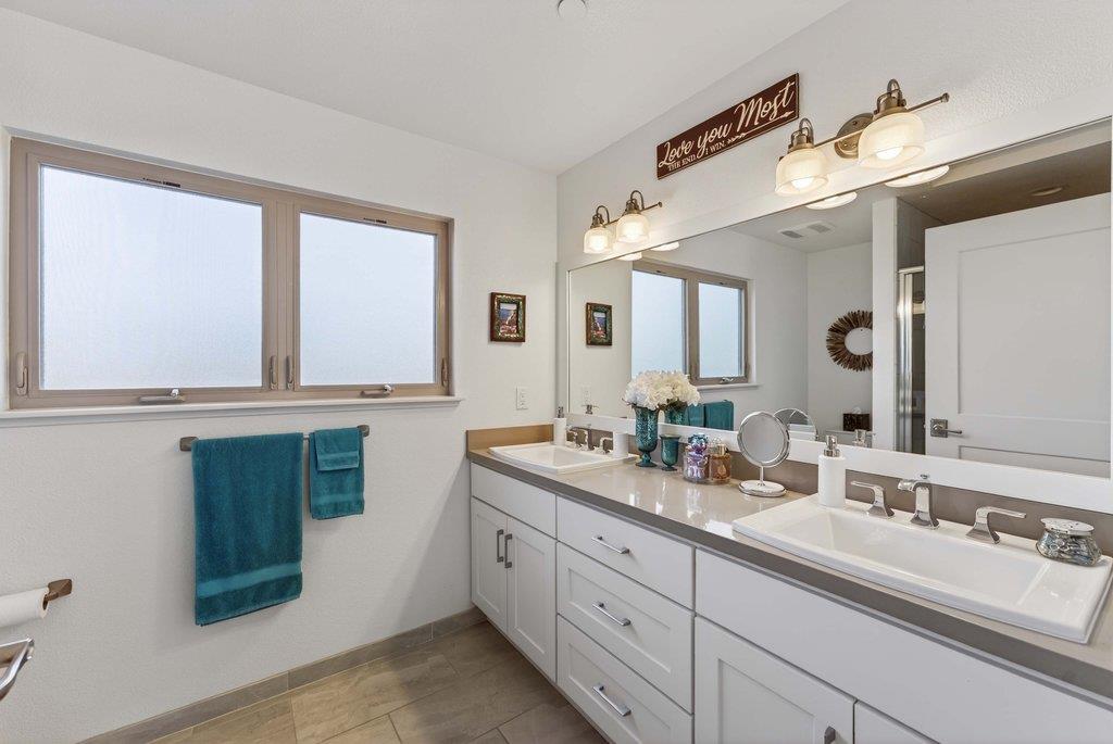 Detail Gallery Image 15 of 34 For 903 Lundy Ln, Scotts Valley,  CA 95066 - 3 Beds | 2/1 Baths