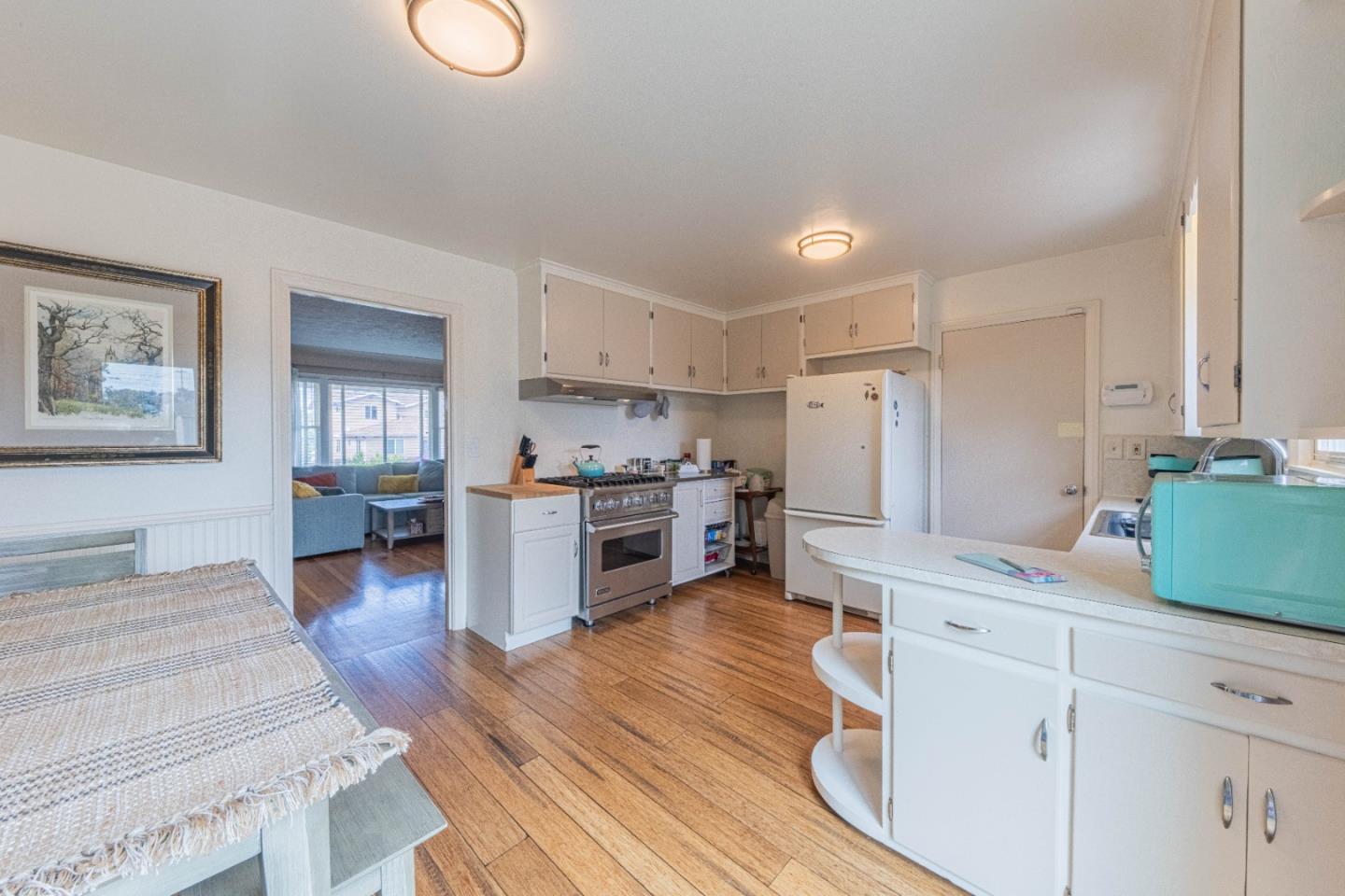 Detail Gallery Image 12 of 29 For 1986 Luxton St, Seaside,  CA 93955 - 2 Beds | 1 Baths