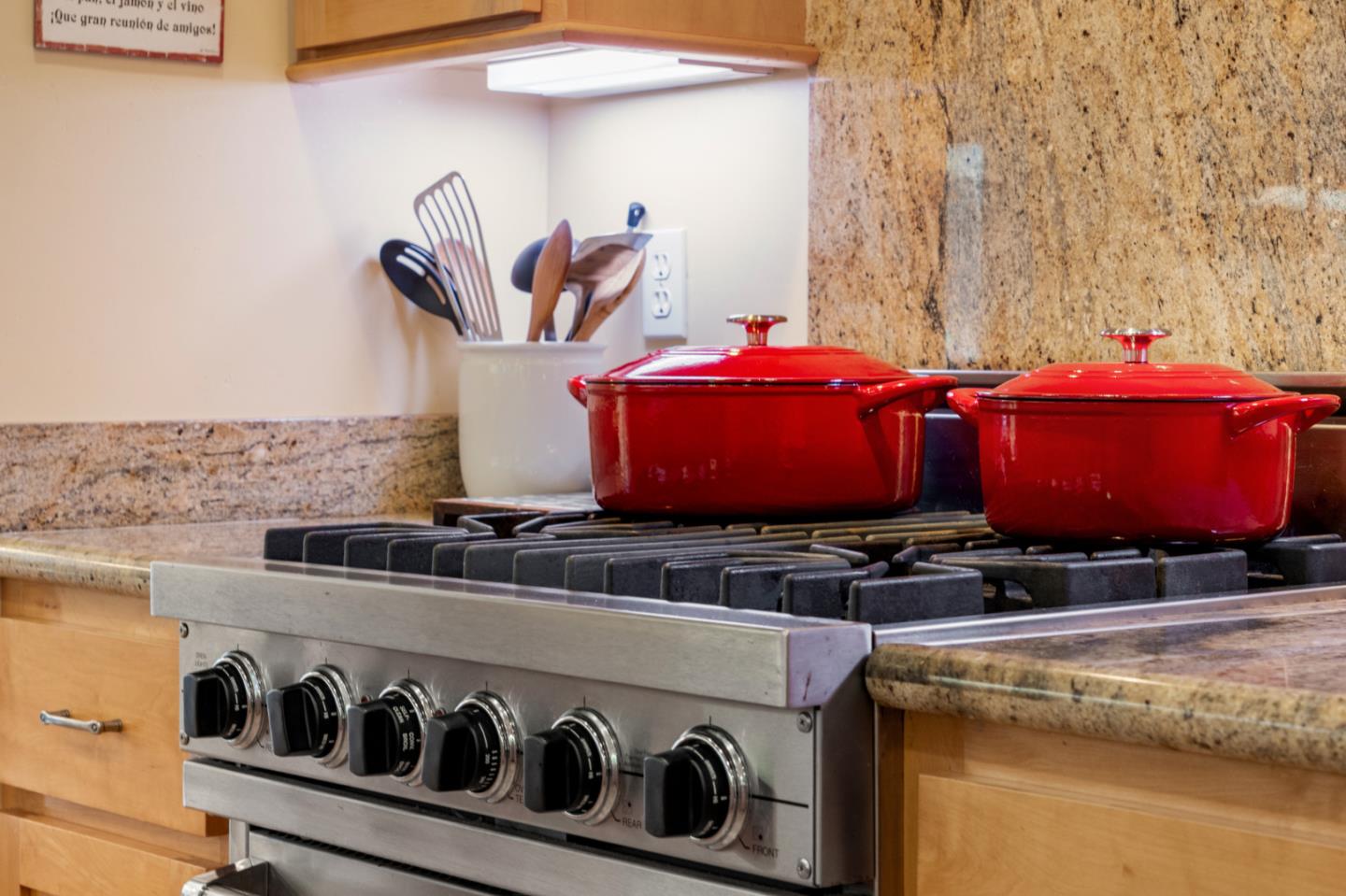 Detail Gallery Image 21 of 49 For 1423 San Antonio St, Menlo Park,  CA 94025 - 3 Beds | 2/1 Baths