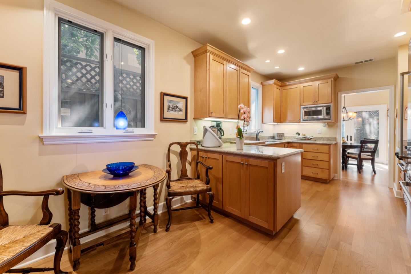 Detail Gallery Image 24 of 49 For 1423 San Antonio St, Menlo Park,  CA 94025 - 3 Beds | 2/1 Baths