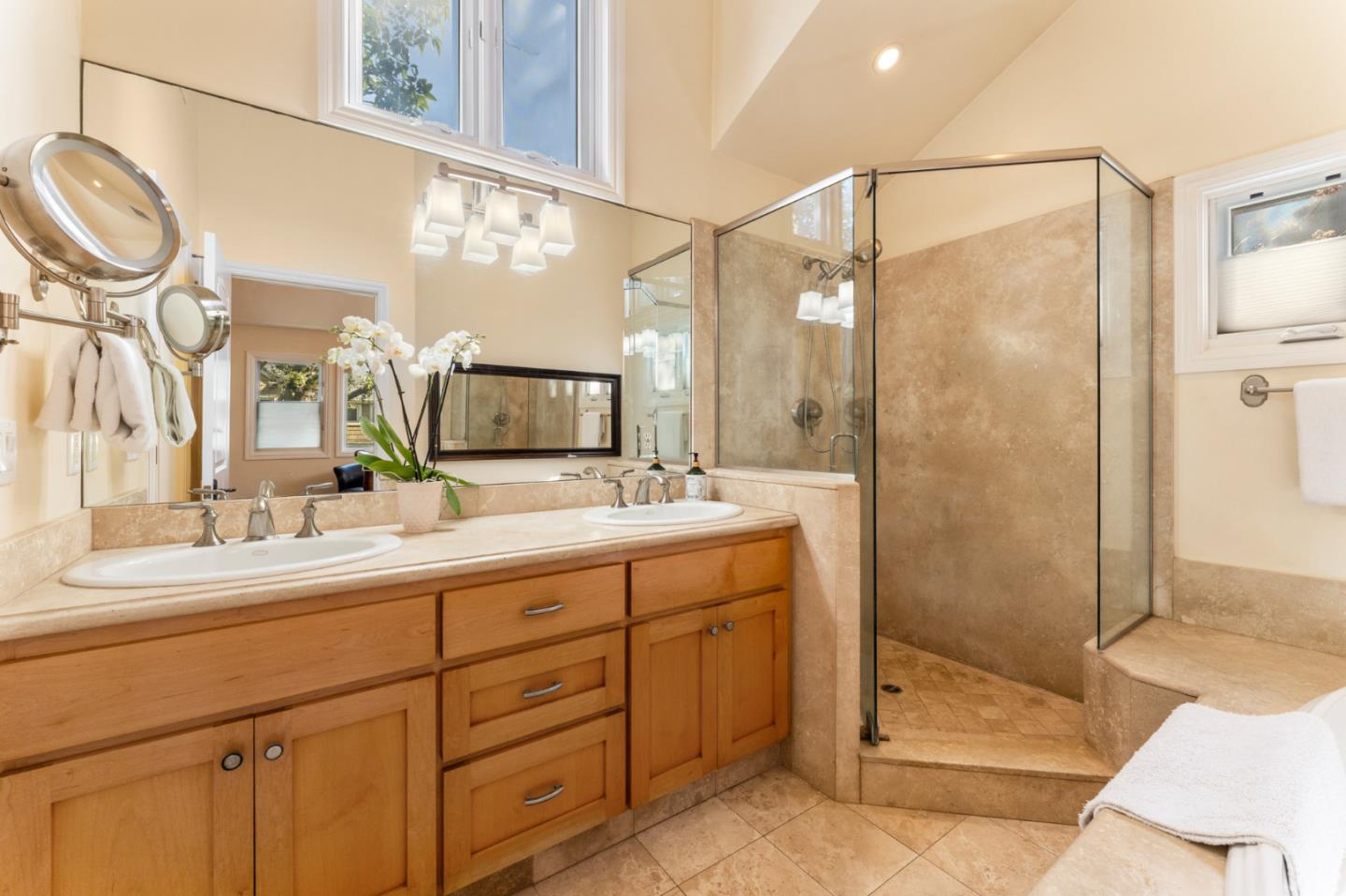 Detail Gallery Image 38 of 49 For 1423 San Antonio St, Menlo Park,  CA 94025 - 3 Beds | 2/1 Baths