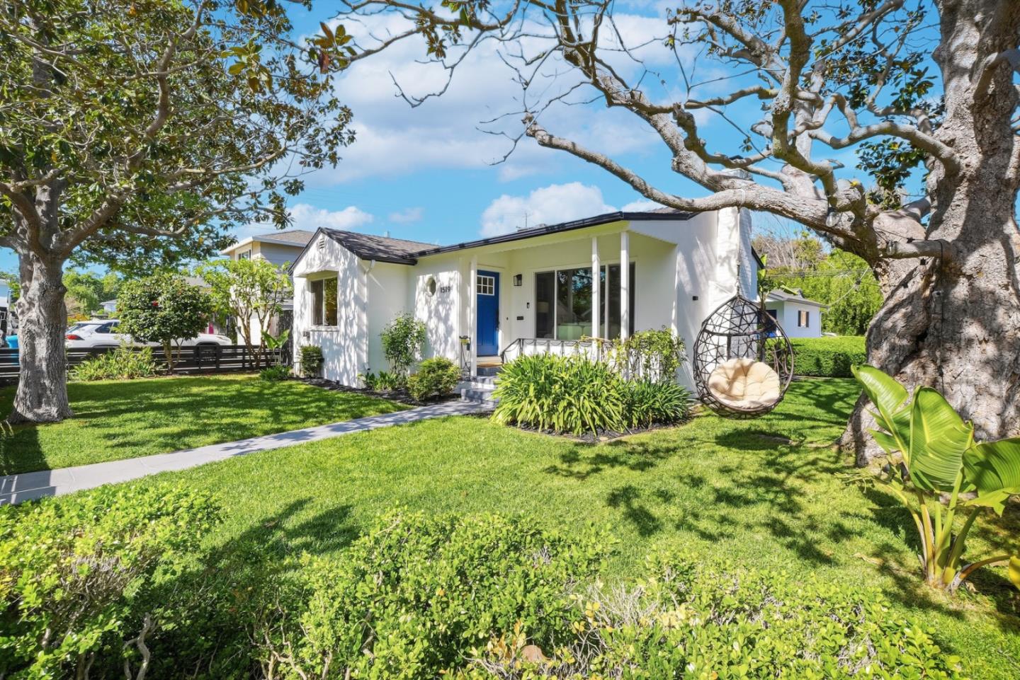 Detail Gallery Image 2 of 57 For 1519 Trollman Ave, San Mateo,  CA 94401 - 4 Beds | 4 Baths