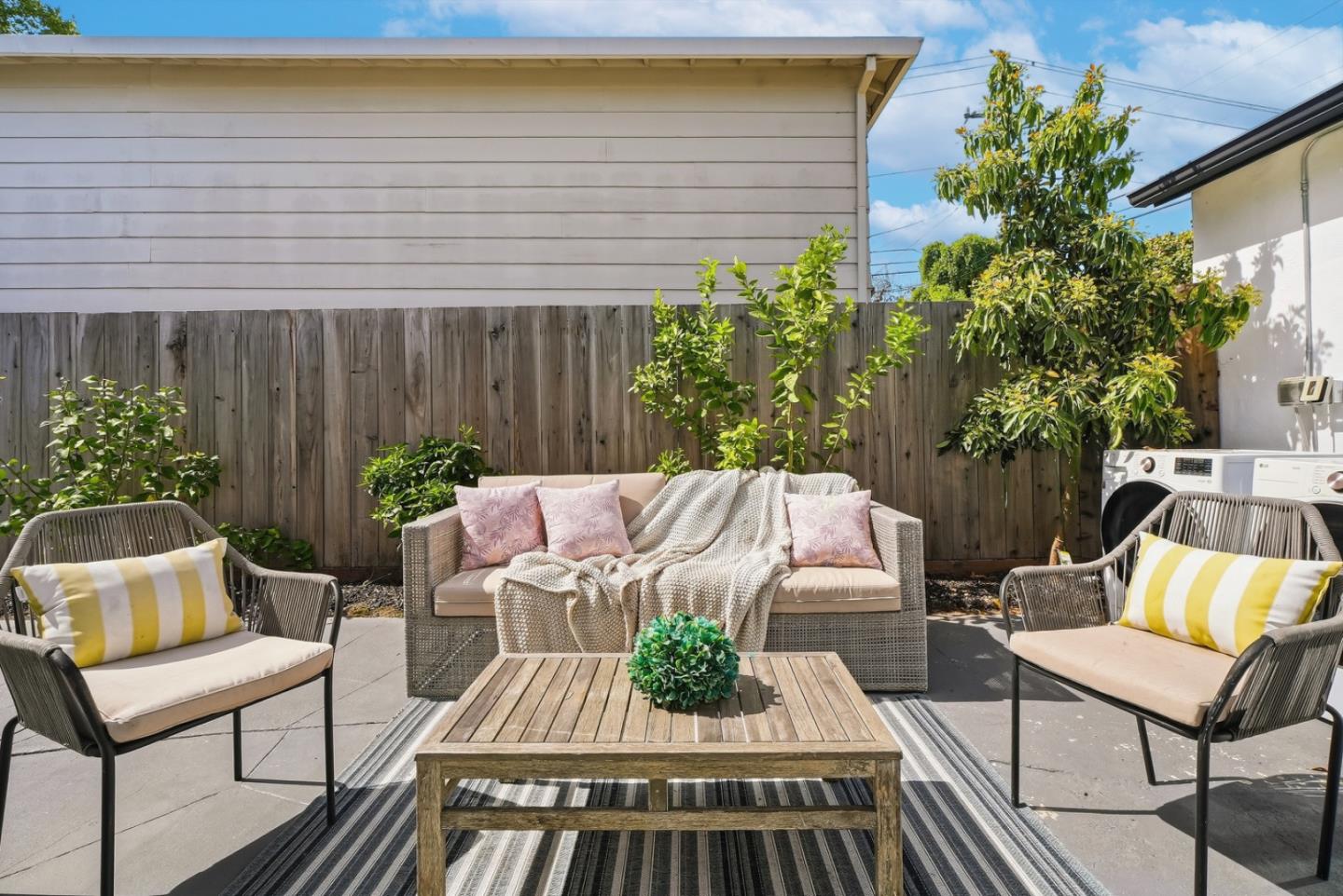 Detail Gallery Image 44 of 57 For 1519 Trollman Ave, San Mateo,  CA 94401 - 4 Beds | 4 Baths