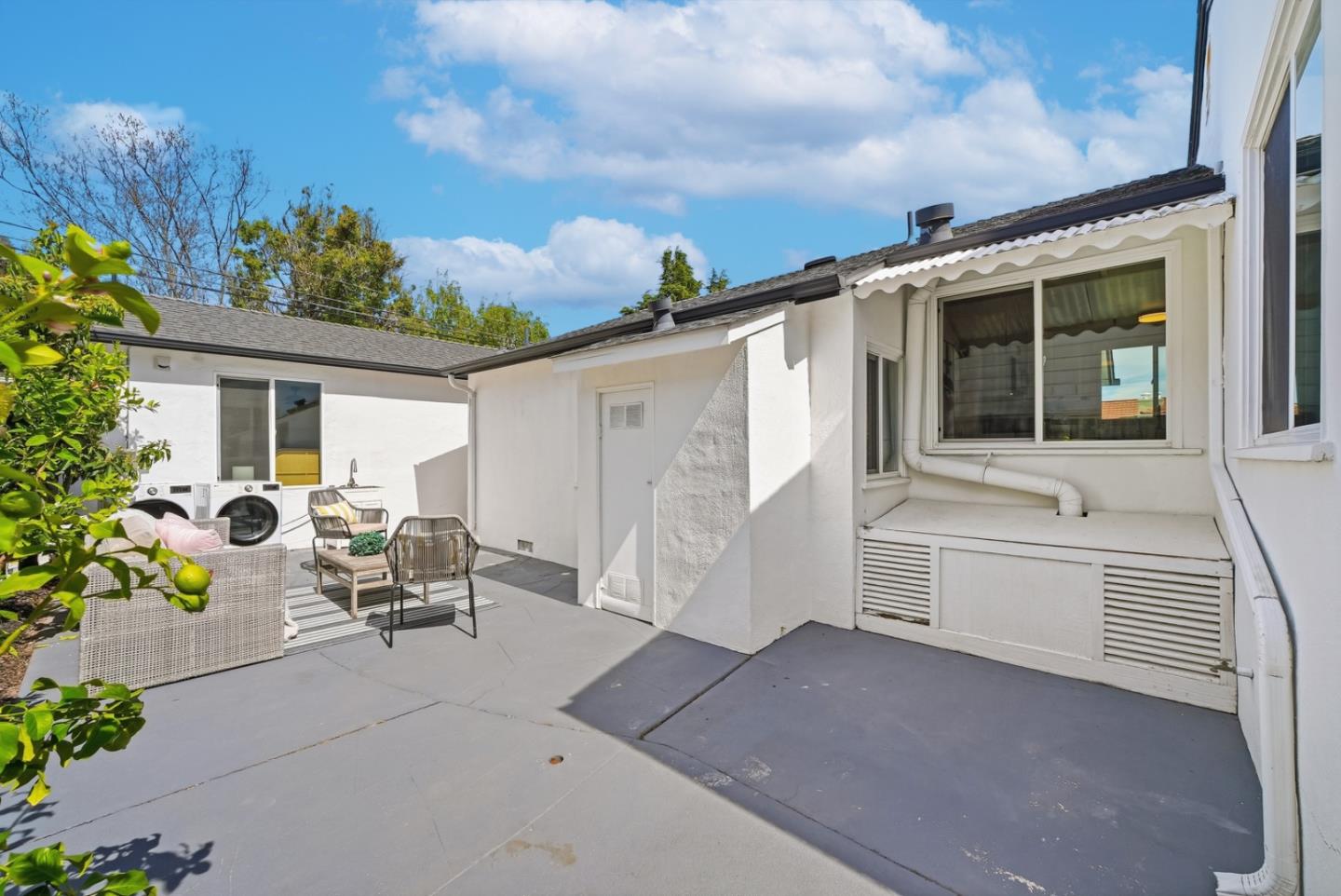 Detail Gallery Image 45 of 57 For 1519 Trollman Ave, San Mateo,  CA 94401 - 4 Beds | 4 Baths