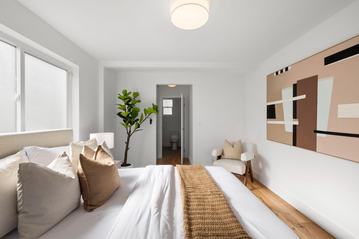 Detail Gallery Image 10 of 45 For 409 Tilton Ave, San Mateo,  CA 94401 - 5 Beds | 3 Baths