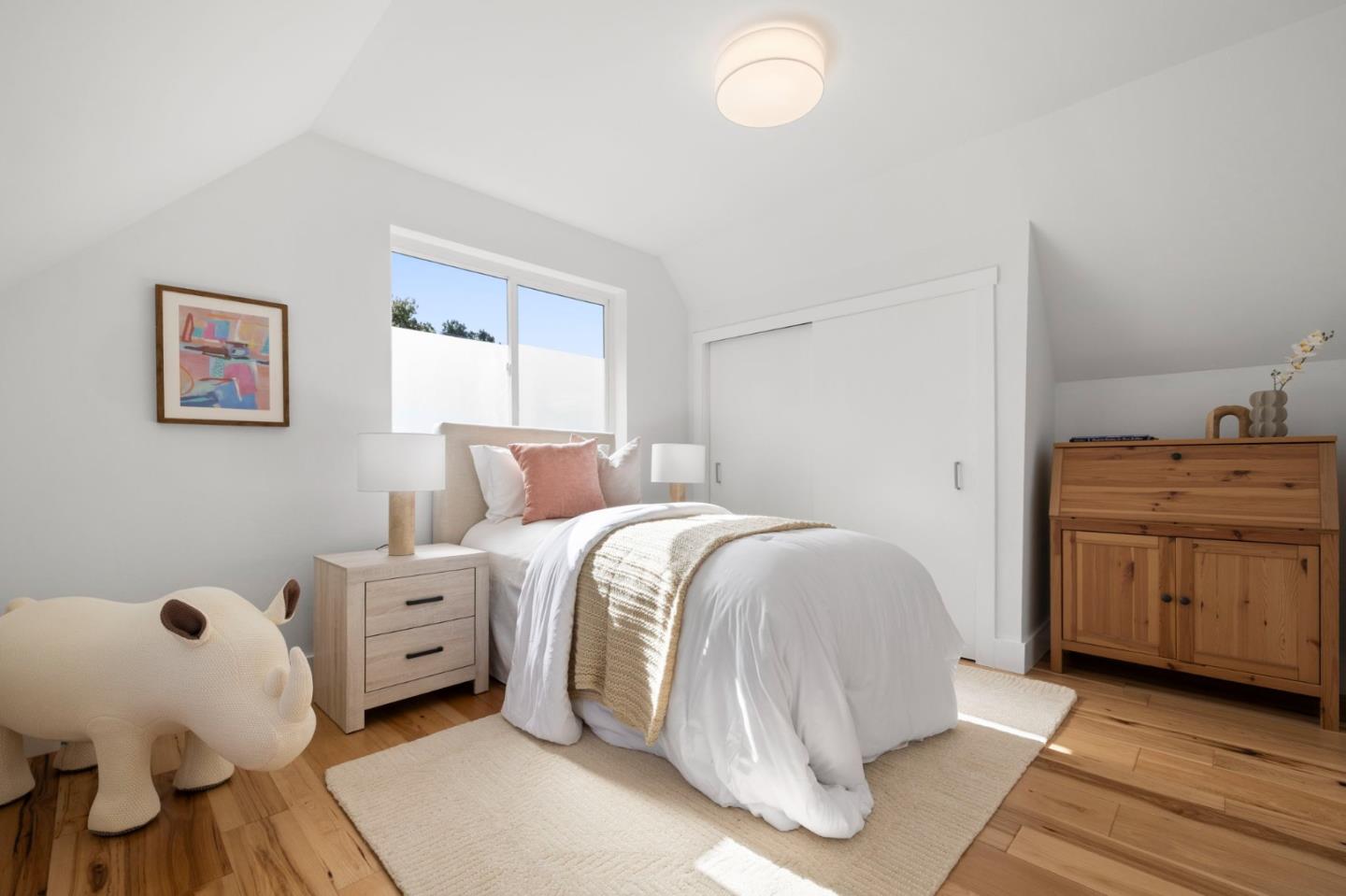 Detail Gallery Image 14 of 45 For 409 Tilton Ave, San Mateo,  CA 94401 - 5 Beds | 3 Baths