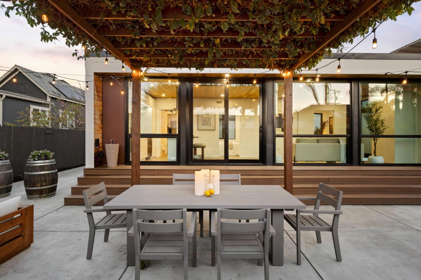 Detail Gallery Image 22 of 45 For 409 Tilton Ave, San Mateo,  CA 94401 - 5 Beds | 3 Baths