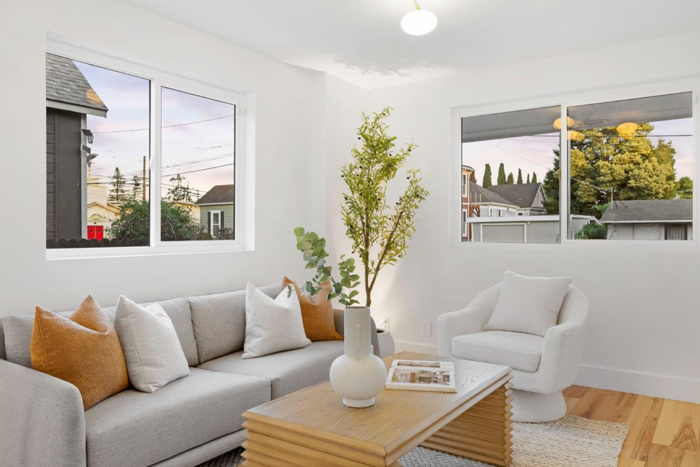 Detail Gallery Image 3 of 45 For 409 Tilton Ave, San Mateo,  CA 94401 - 5 Beds | 3 Baths