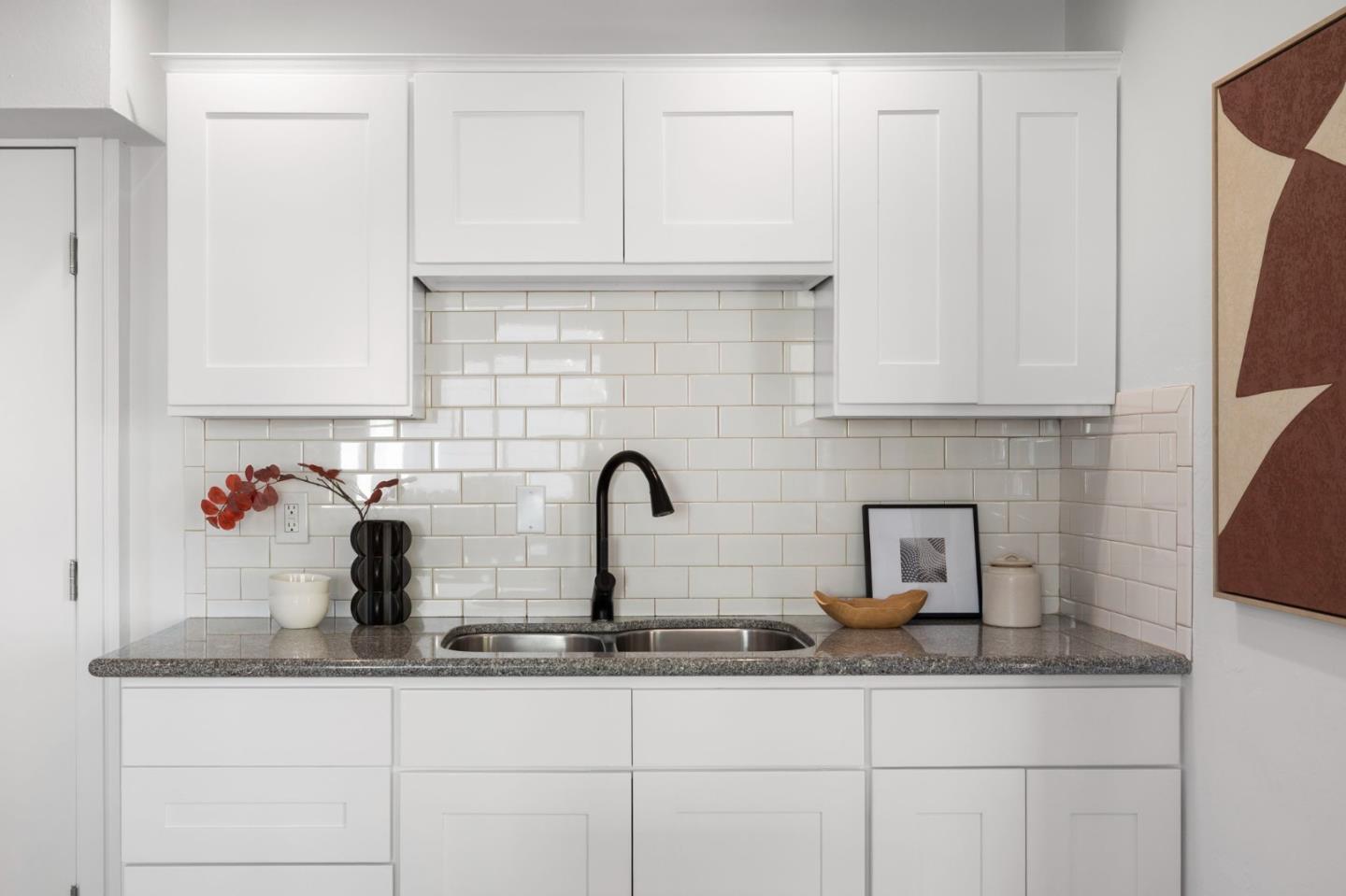 Detail Gallery Image 7 of 45 For 409 Tilton Ave, San Mateo,  CA 94401 - 5 Beds | 3 Baths