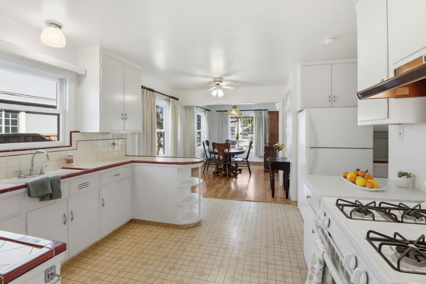 Detail Gallery Image 10 of 38 For 1226 Chapel, Santa Clara,  CA 95050 - 3 Beds | 1/1 Baths