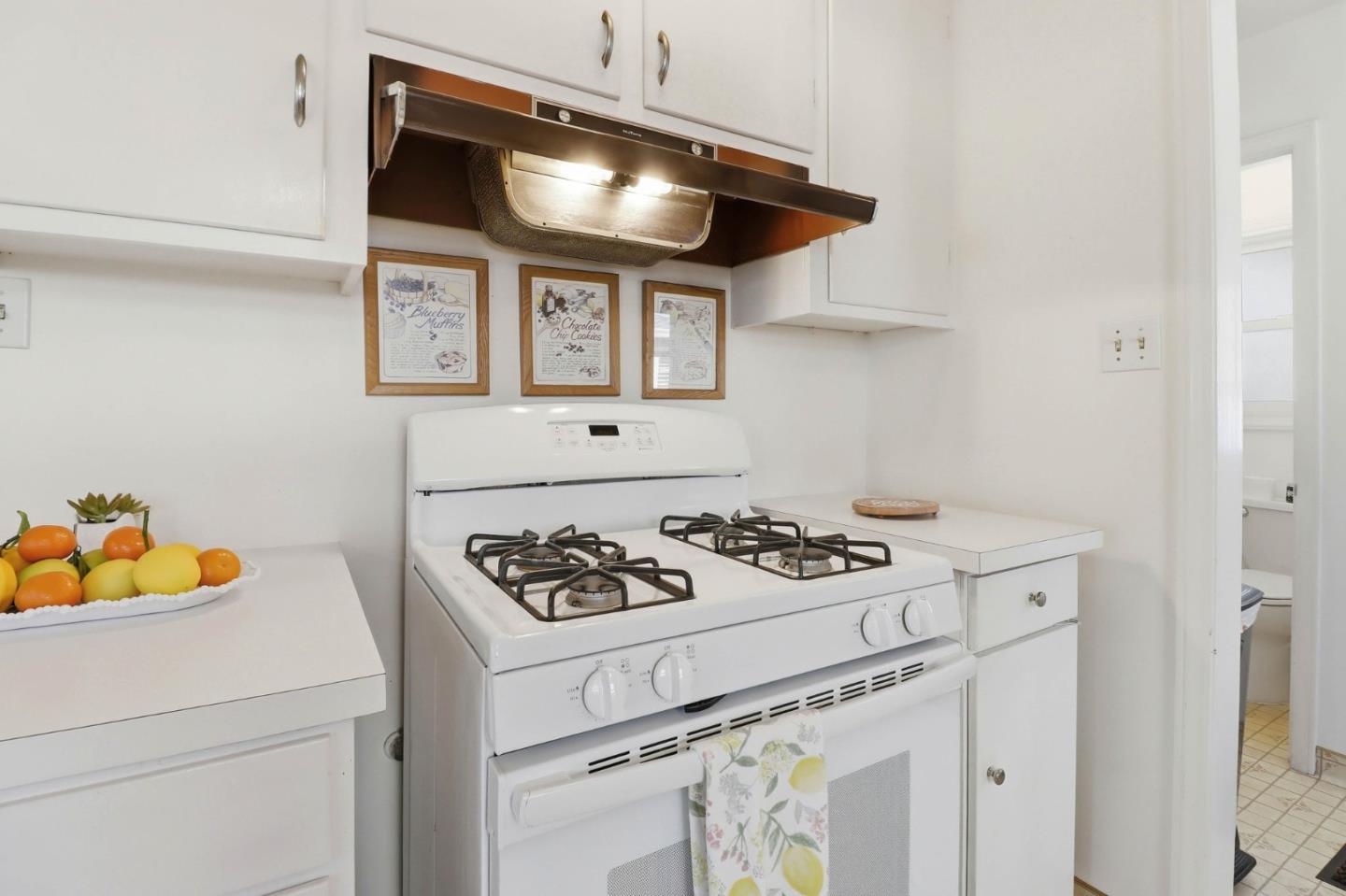 Detail Gallery Image 12 of 38 For 1226 Chapel, Santa Clara,  CA 95050 - 3 Beds | 1/1 Baths