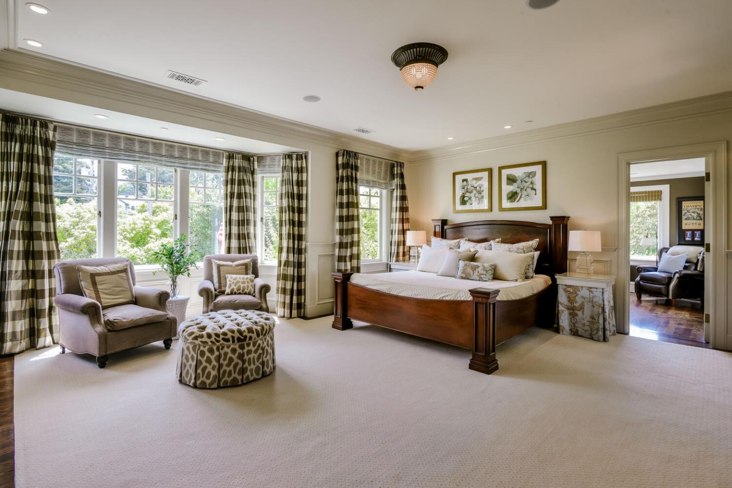 Detail Gallery Image 12 of 29 For 721 Edgewood Rd, San Mateo,  CA 94402 - 6 Beds | 5/1 Baths