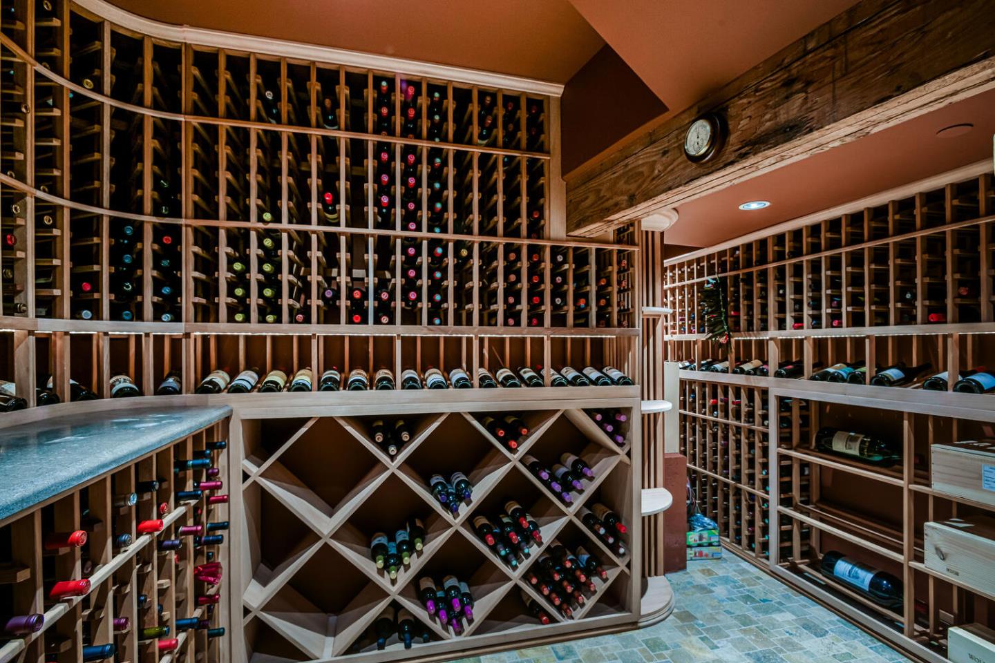 Detail Gallery Image 16 of 29 For 721 Edgewood Rd, San Mateo,  CA 94402 - 6 Beds | 5/1 Baths