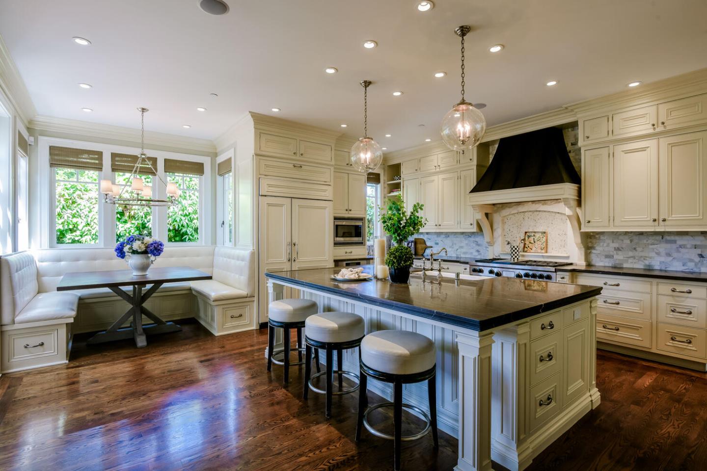 Detail Gallery Image 8 of 29 For 721 Edgewood Rd, San Mateo,  CA 94402 - 6 Beds | 5/1 Baths