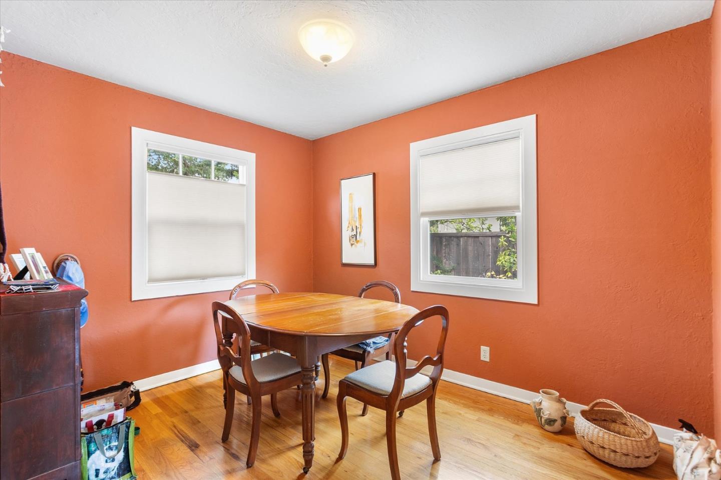 Detail Gallery Image 11 of 23 For 15590 Linda Ave, Los Gatos,  CA 95032 - 2 Beds | 1 Baths