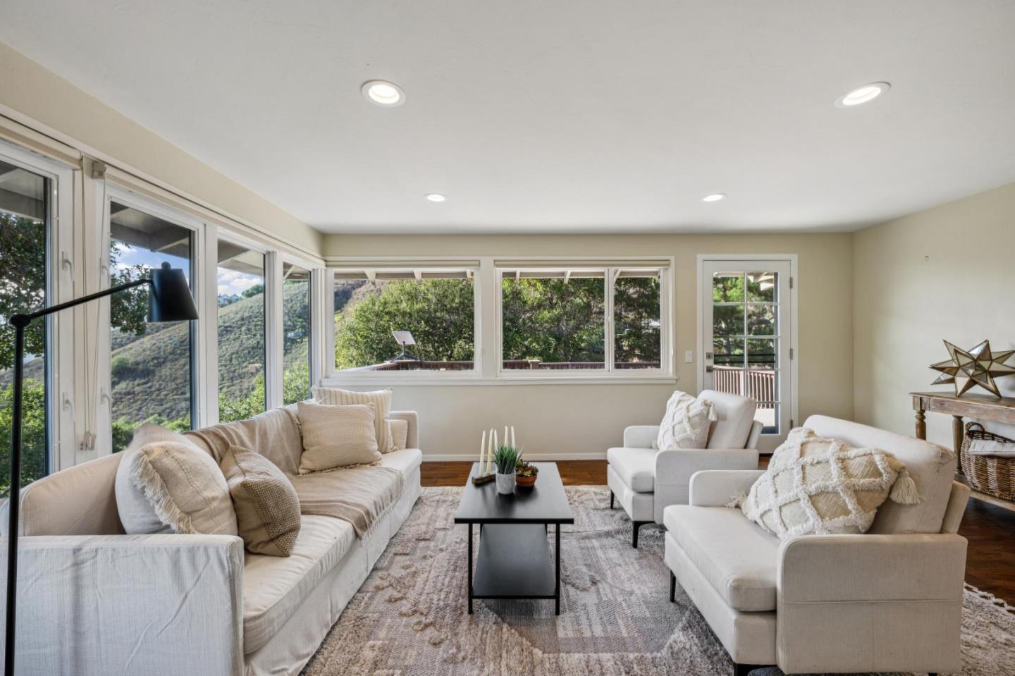 Detail Gallery Image 31 of 49 For 760 Country Club Dr, Carmel Valley,  CA 93924 - 4 Beds | 3 Baths