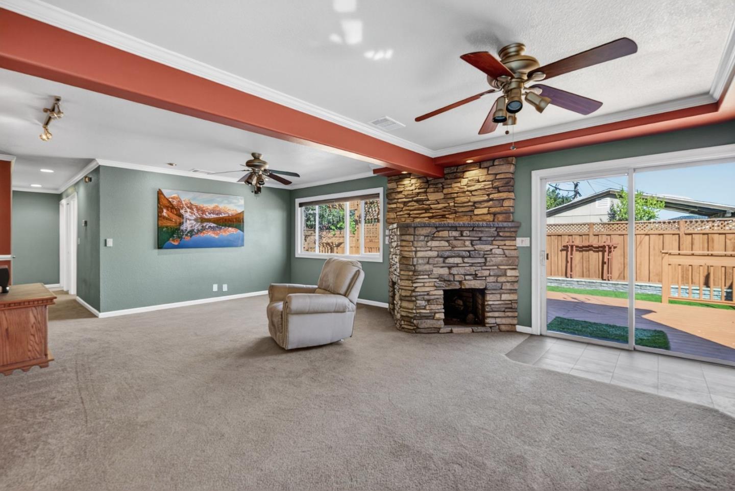 Detail Gallery Image 10 of 41 For 3950 Meridian Ave, San Jose,  CA 95124 - 3 Beds | 2 Baths