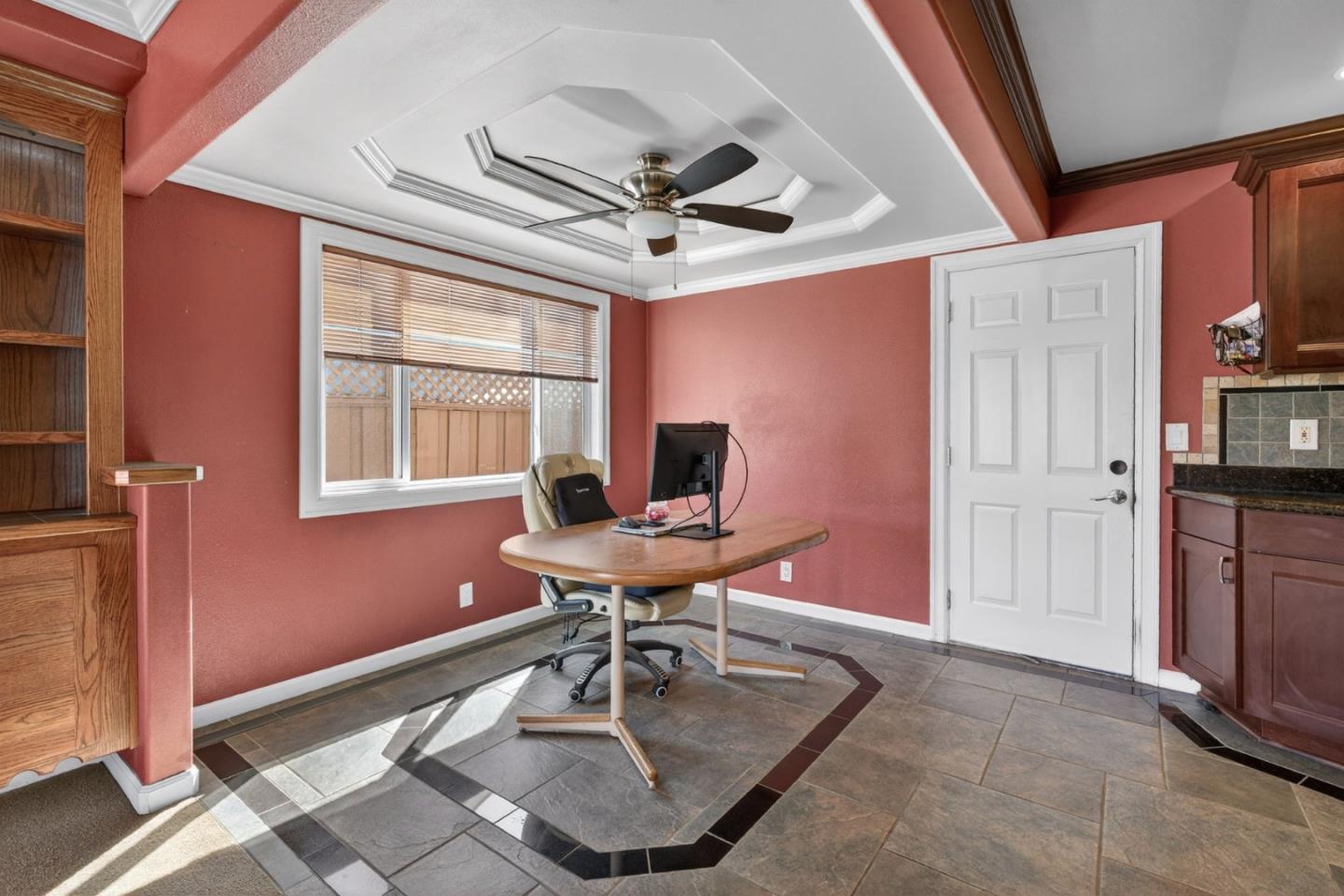 Detail Gallery Image 13 of 41 For 3950 Meridian Ave, San Jose,  CA 95124 - 3 Beds | 2 Baths