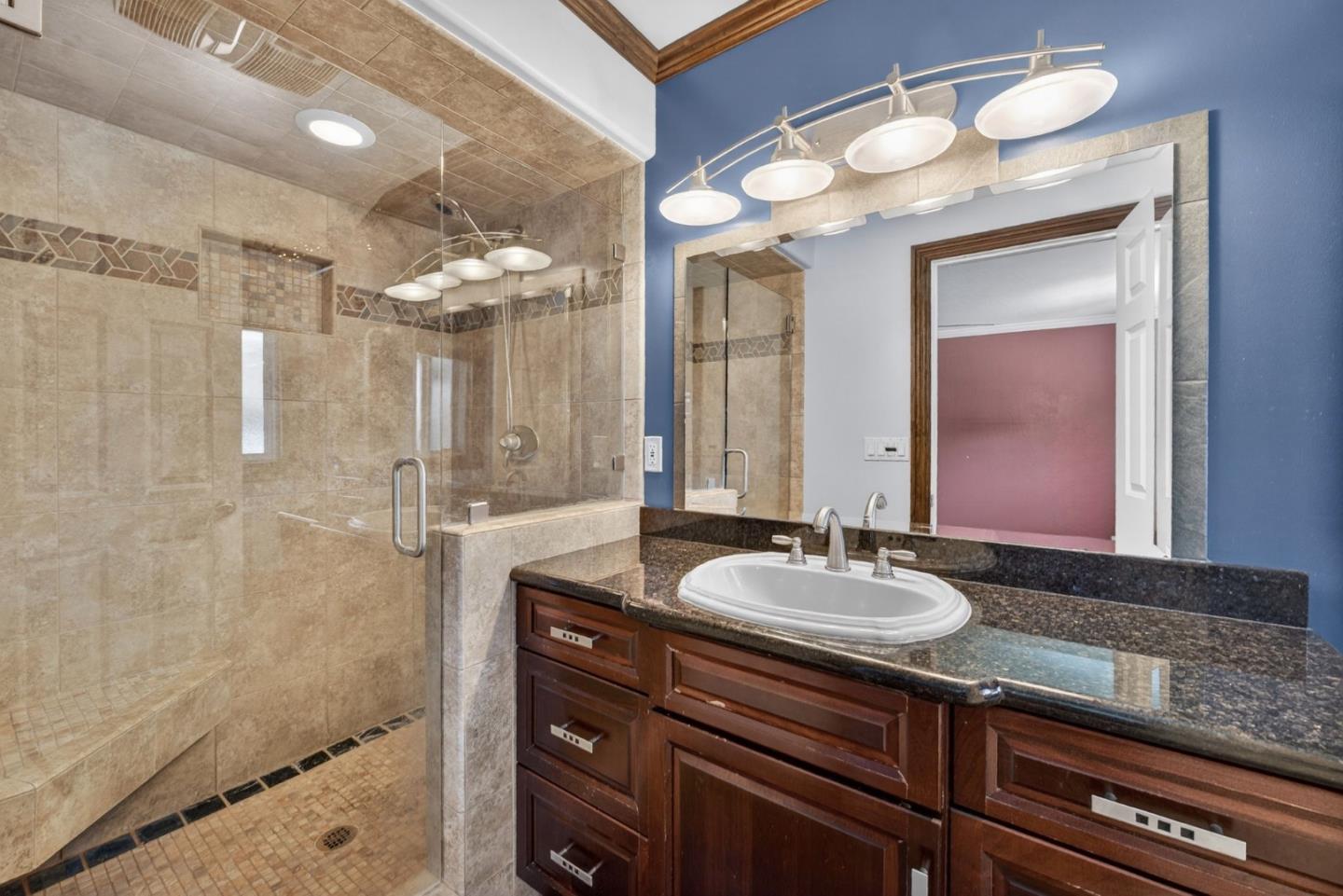 Detail Gallery Image 28 of 41 For 3950 Meridian Ave, San Jose,  CA 95124 - 3 Beds | 2 Baths