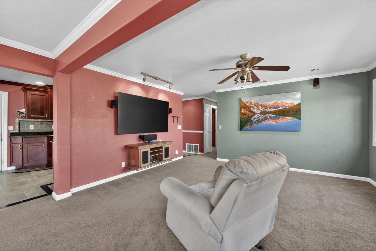 Detail Gallery Image 9 of 41 For 3950 Meridian Ave, San Jose,  CA 95124 - 3 Beds | 2 Baths