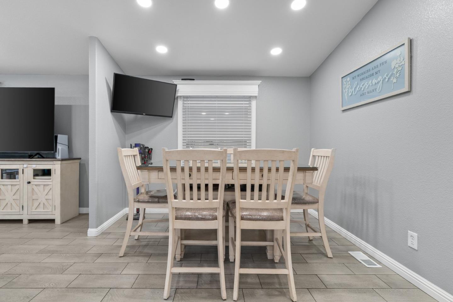 Detail Gallery Image 13 of 50 For 789 Green Valley Rd #121,  Watsonville,  CA 95076 - 3 Beds | 2 Baths